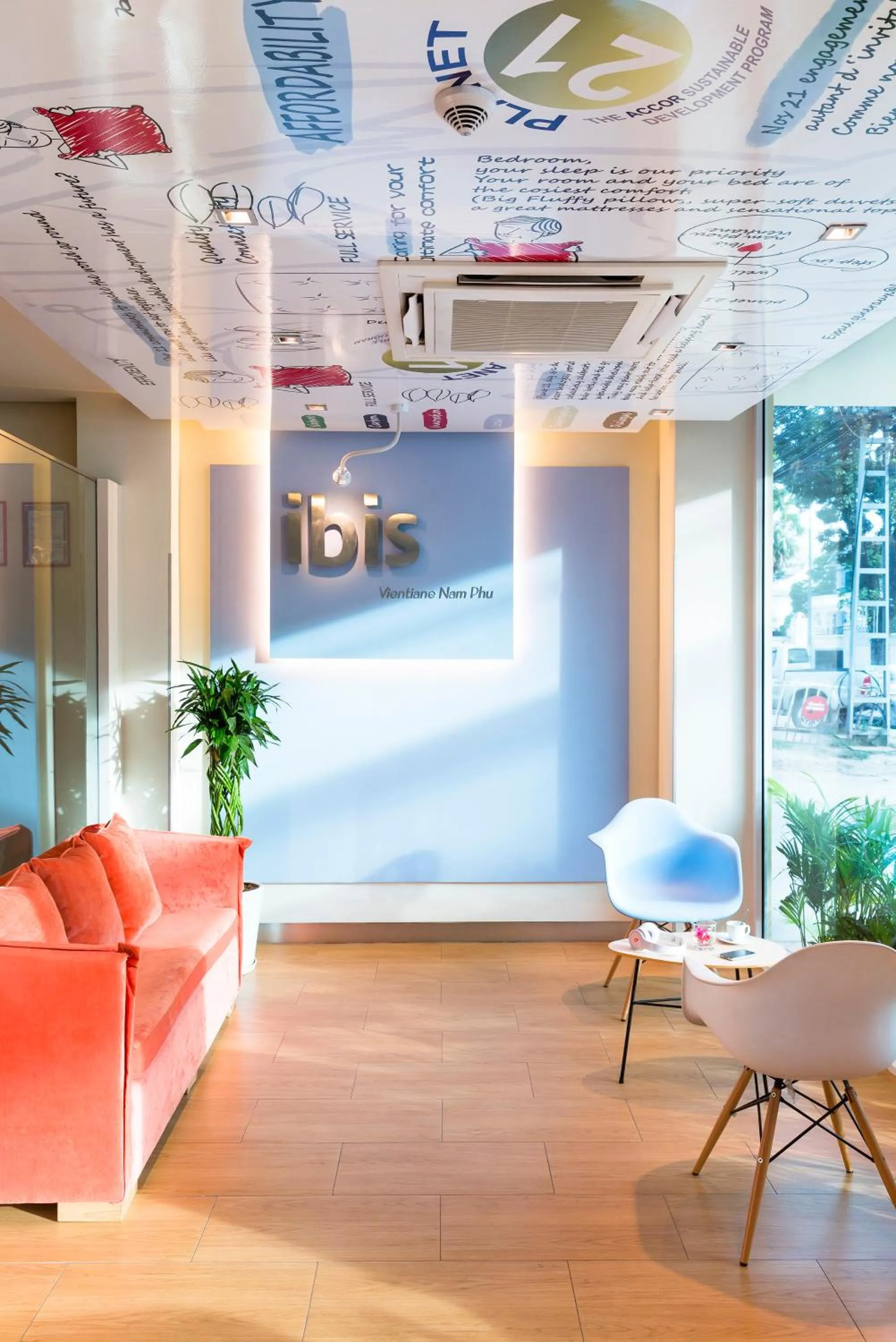 Lobby or reception in ibis Vientiane Nam Phu