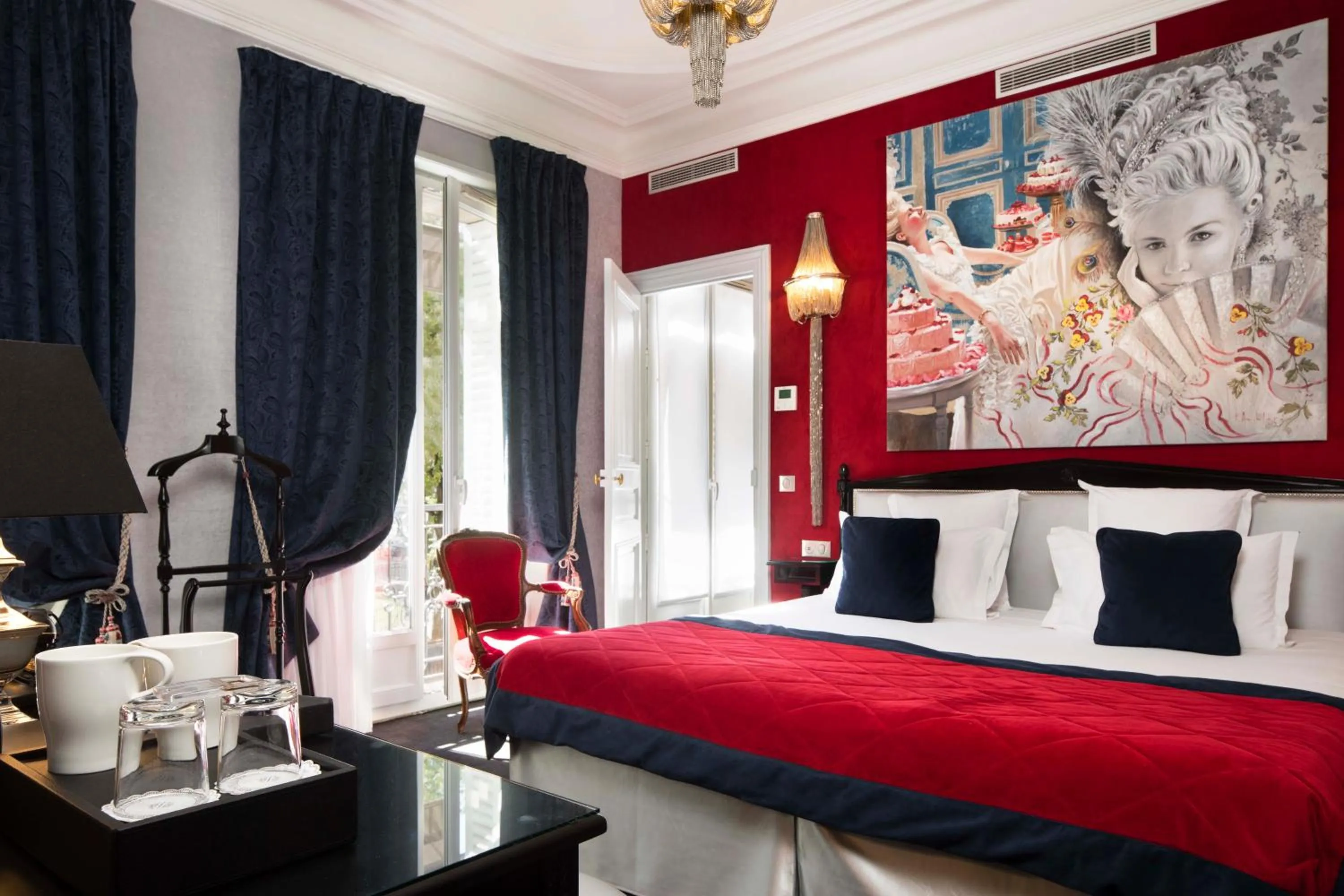 Photo of the whole room, Bed in Hotel & Spa de Latour Maubourg