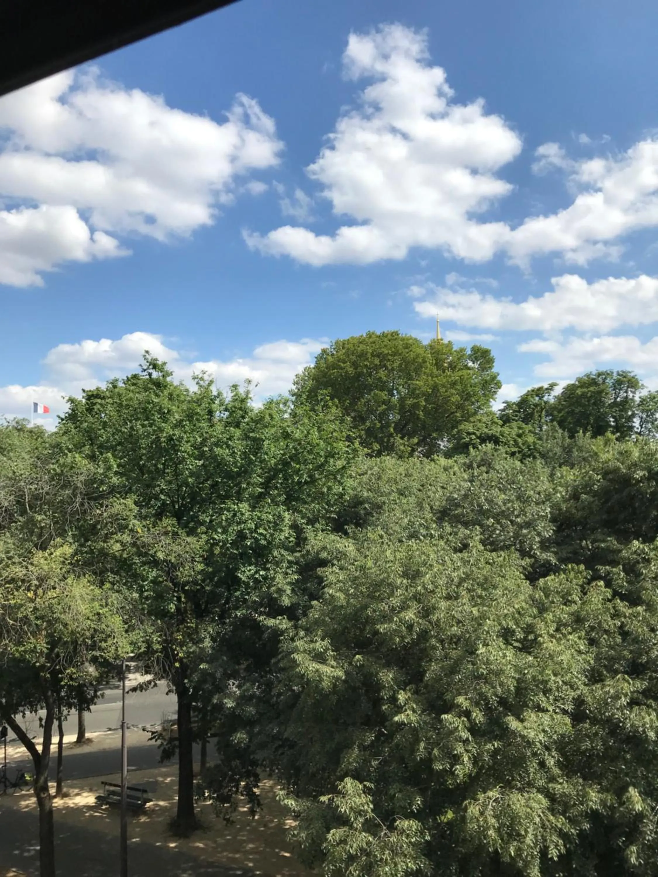 City view in Hotel & Spa de Latour Maubourg