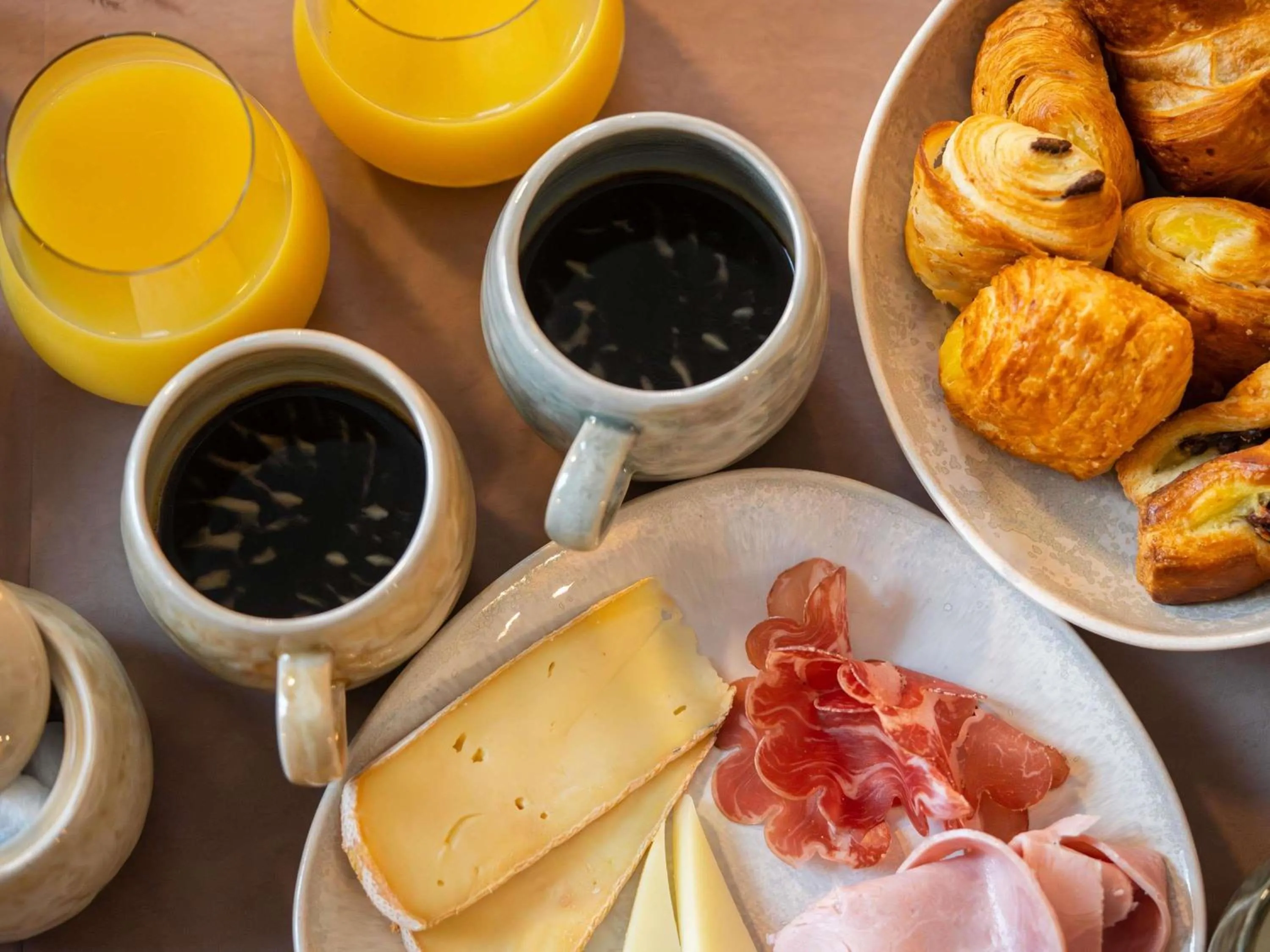 Breakfast in Hôtel Mercure Montauban