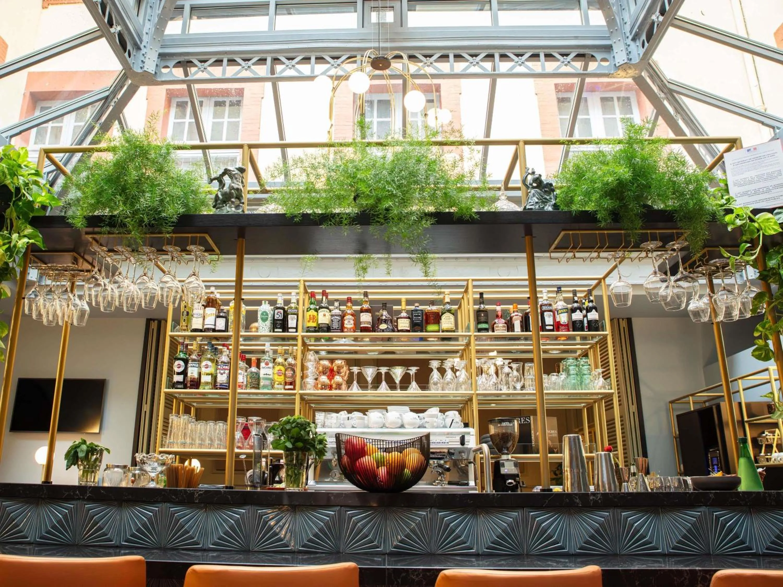 Property building in Hôtel Mercure Montauban