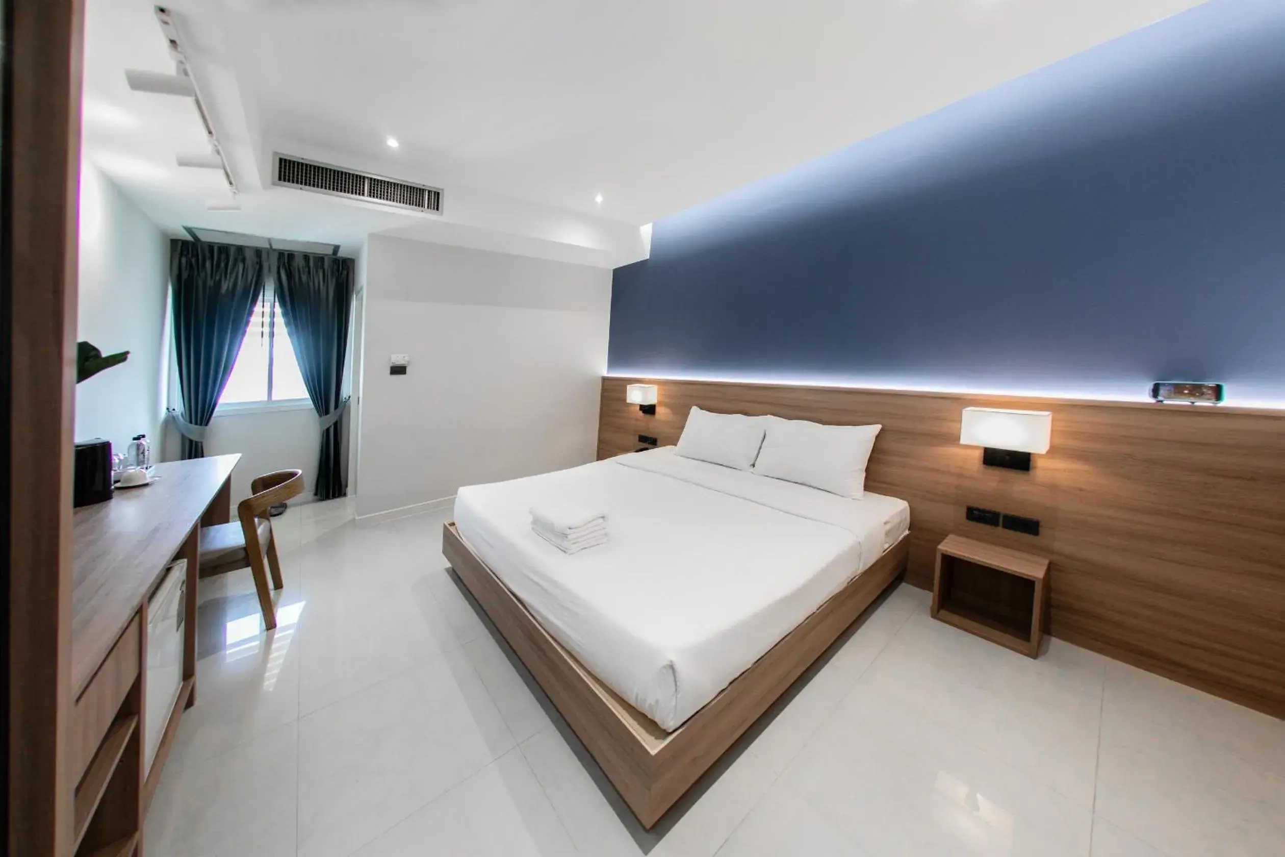 Photo of the whole room, Bed in Sirin Hotel & Resident Photo of the whole room, Bed in Sirin Hotel & Resident