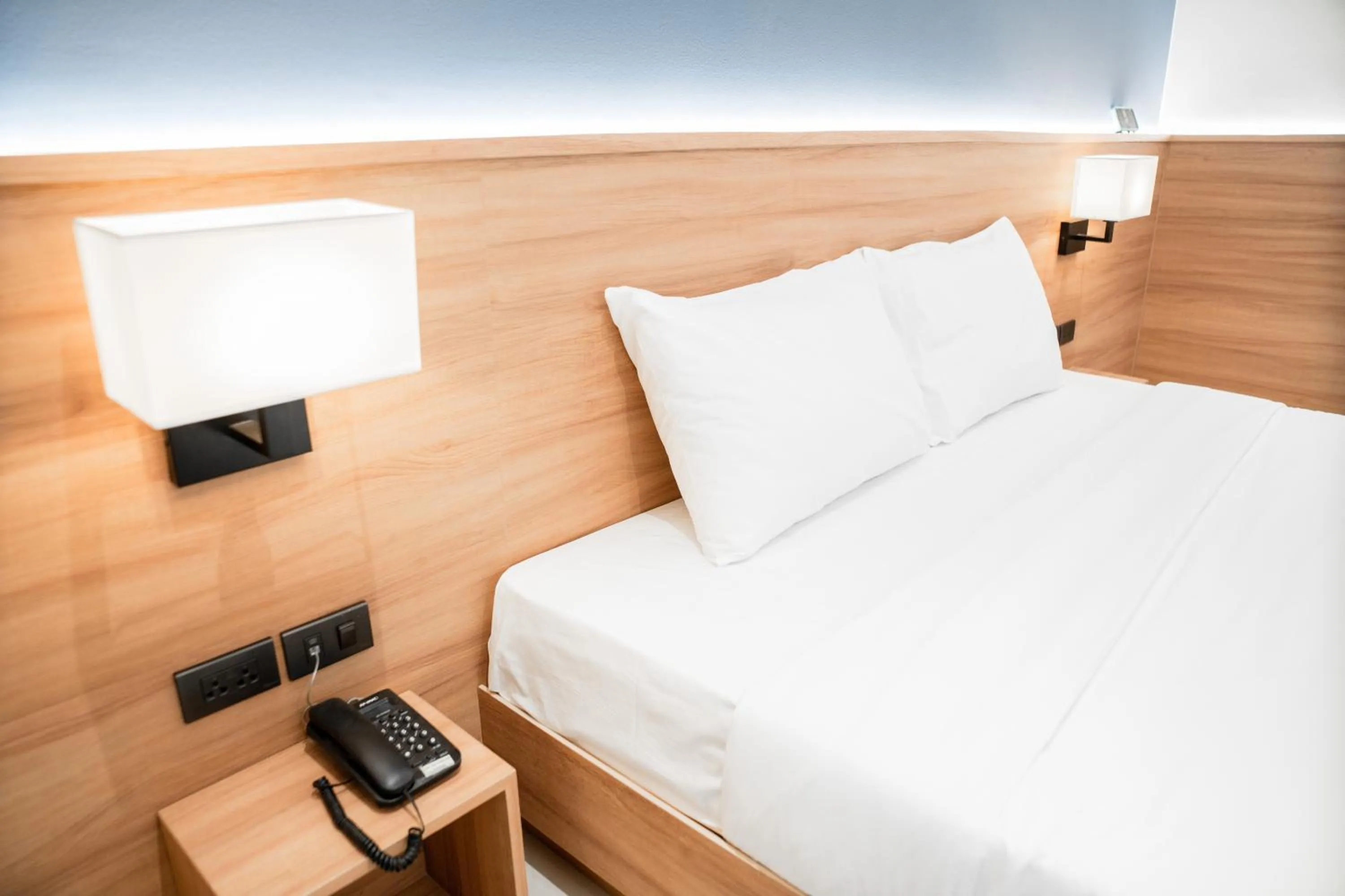 Bed in Sirin Hotel & Resident