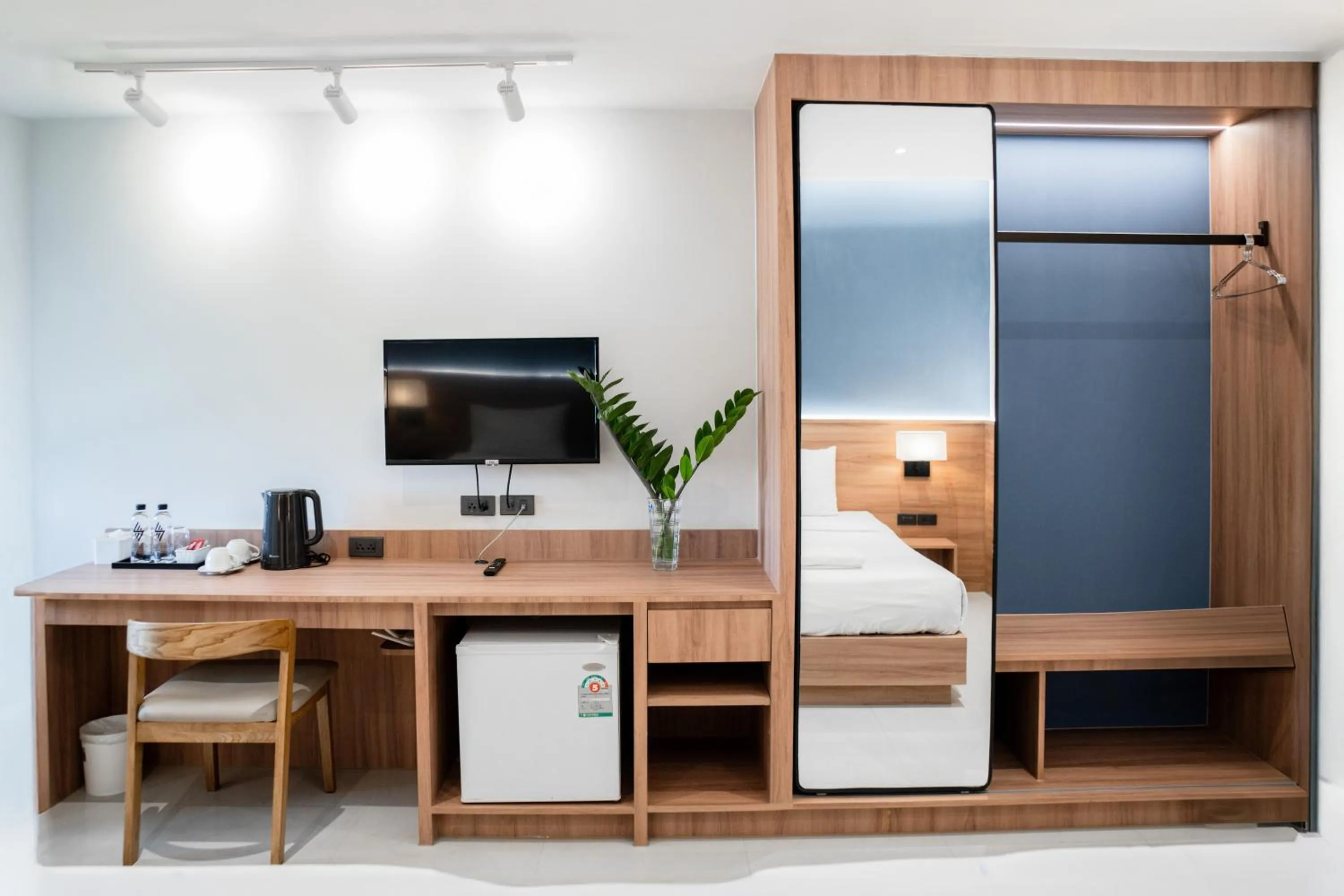 TV and multimedia in Sirin Hotel & Resident