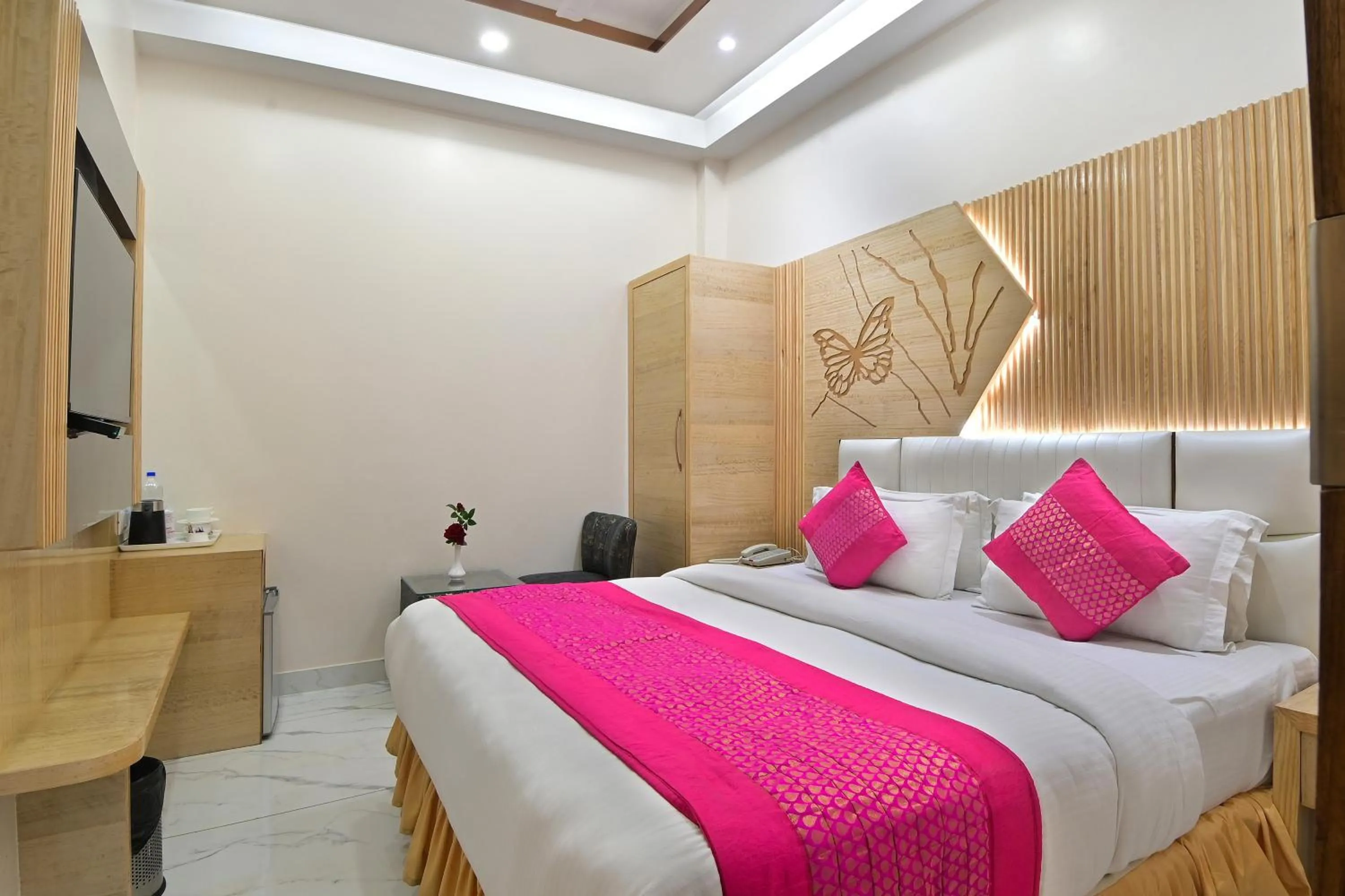 wardrobe, Bed in Aman International-A New Unit of Aman Continental