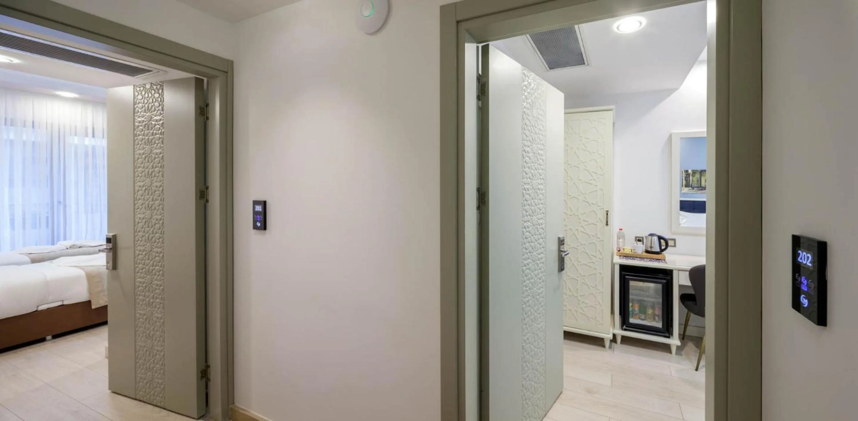 Bed in OBAHAN HOTEL-Special Class