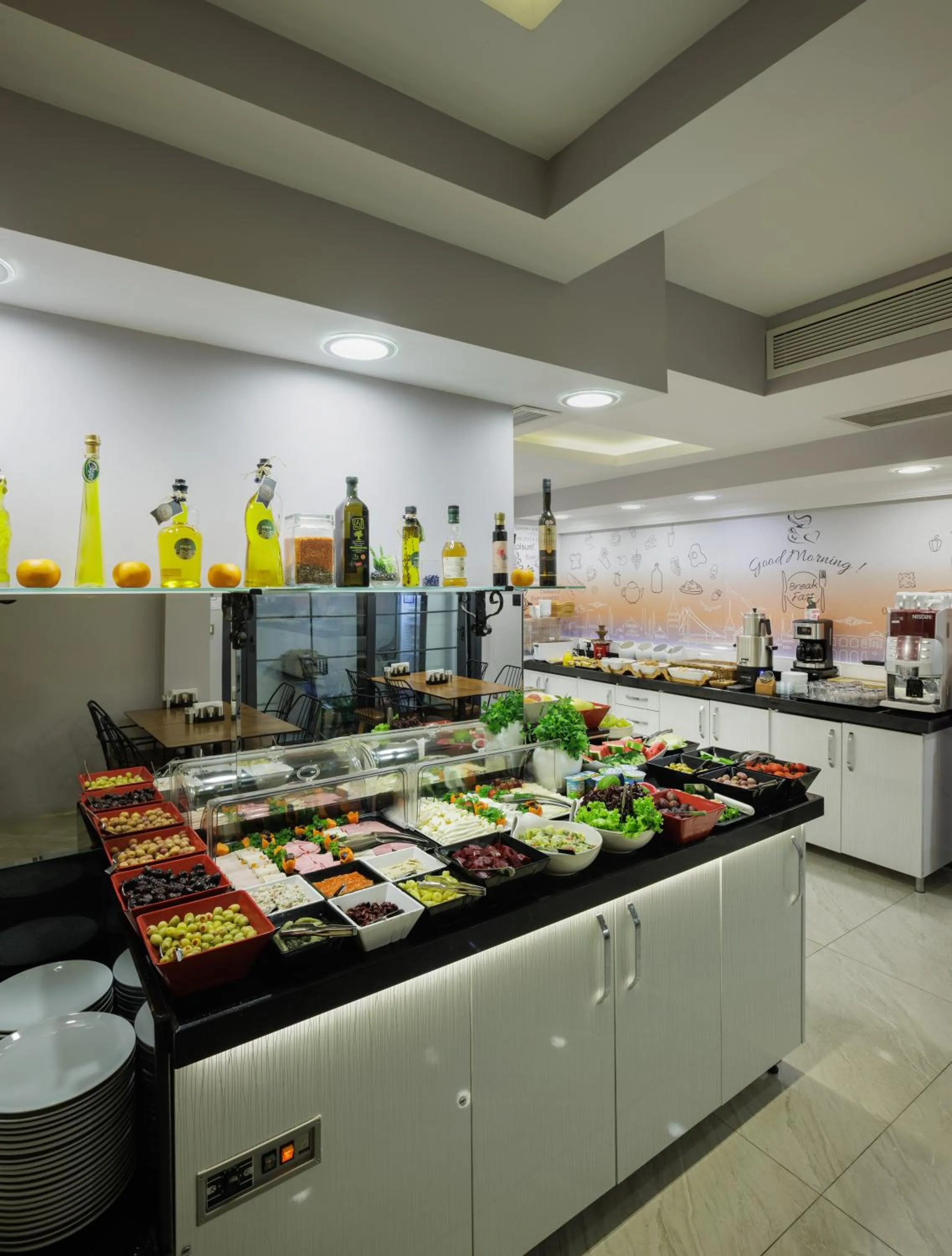 Coffee/tea facilities in OBAHAN HOTEL-Special Class