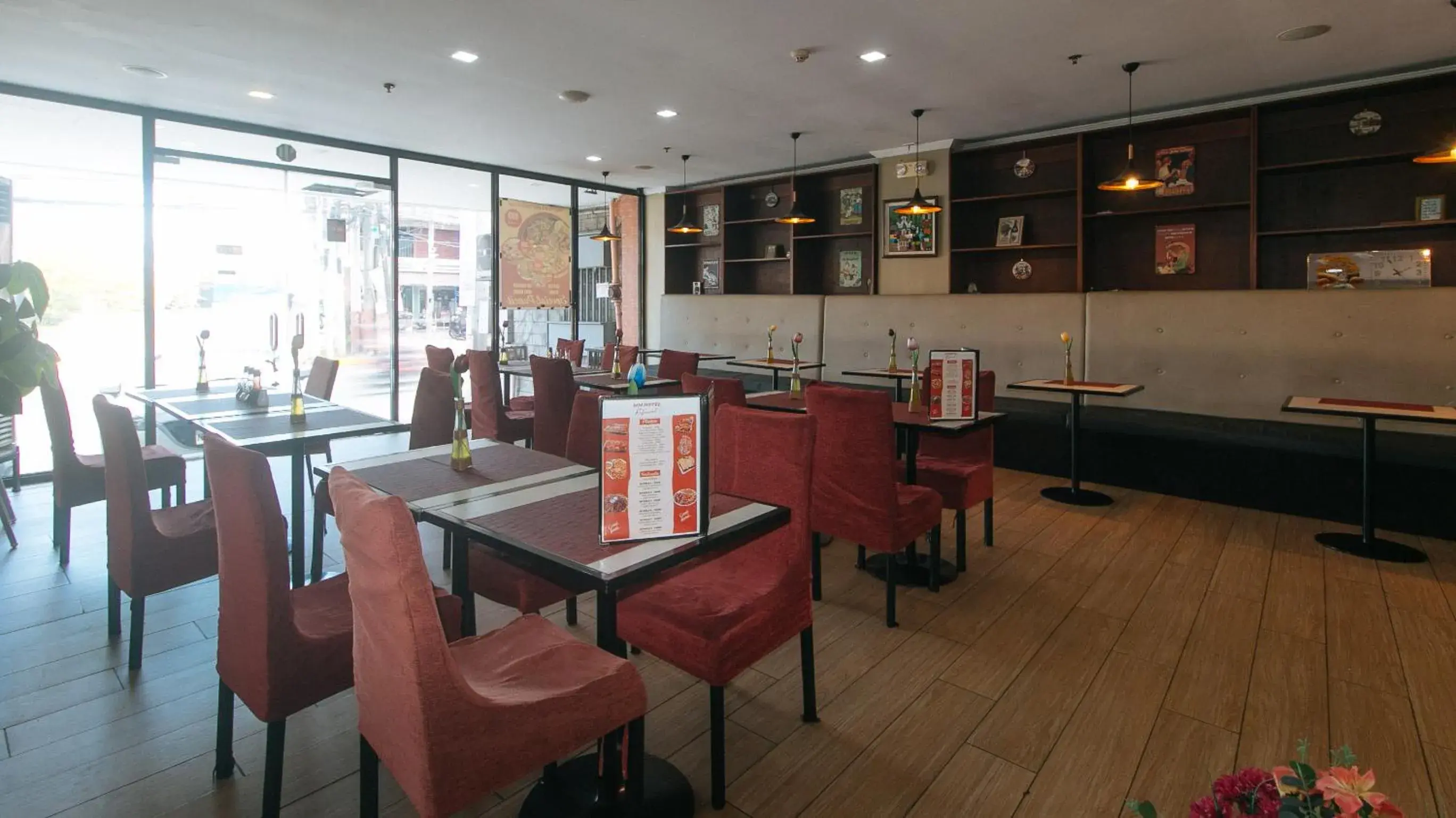 Restaurant/places to eat in RedDoorz Plus at MM Hotel Las Pinas former RedDoorz Plus Near Bamboo Organ Restaurant/places to eat in RedDoorz Plus at MM Hotel Las Pinas former RedDoorz Plus Near Bamboo Organ