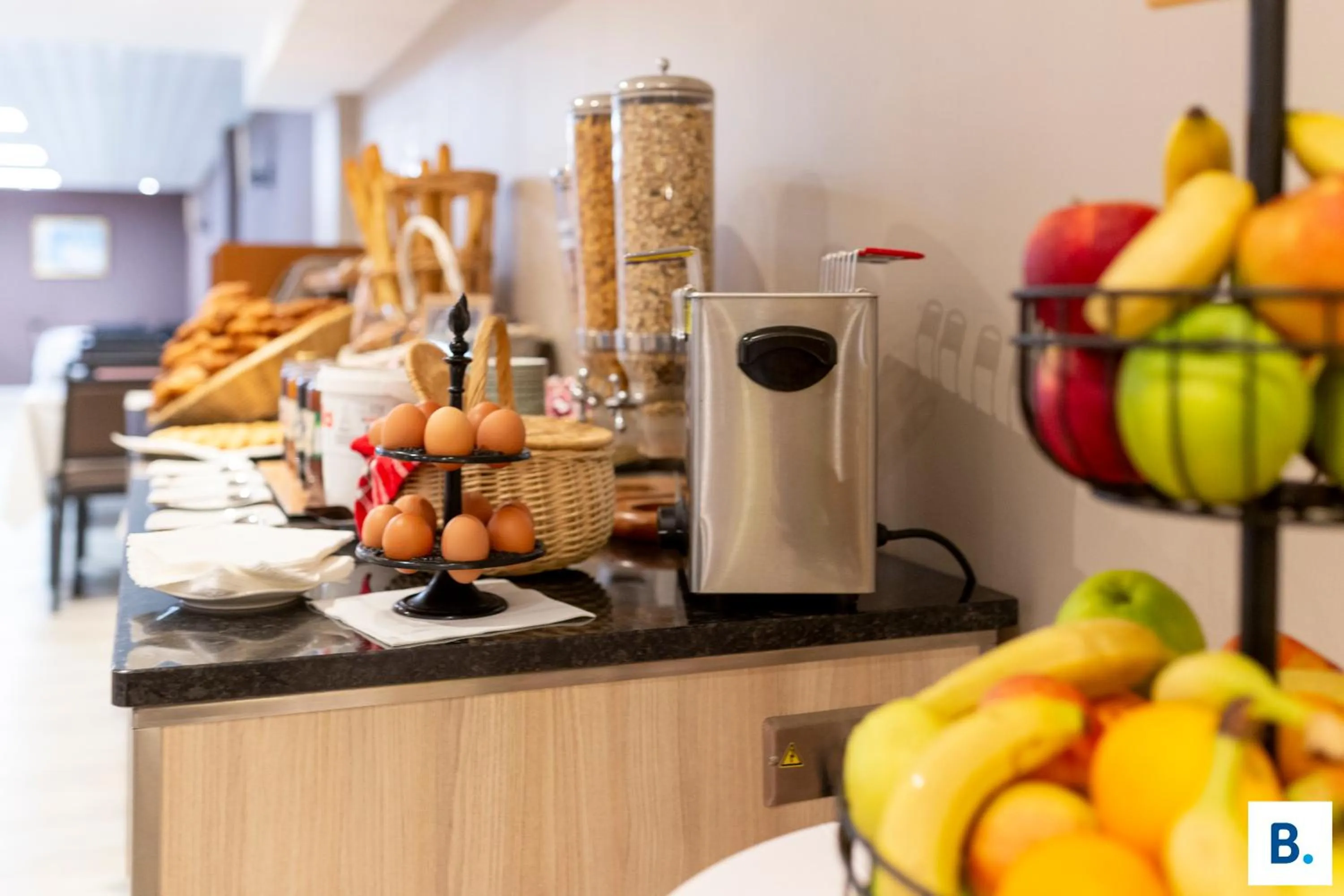 Food and drinks in Hôtel Croix des Bretons - Lourdes Pyrénées