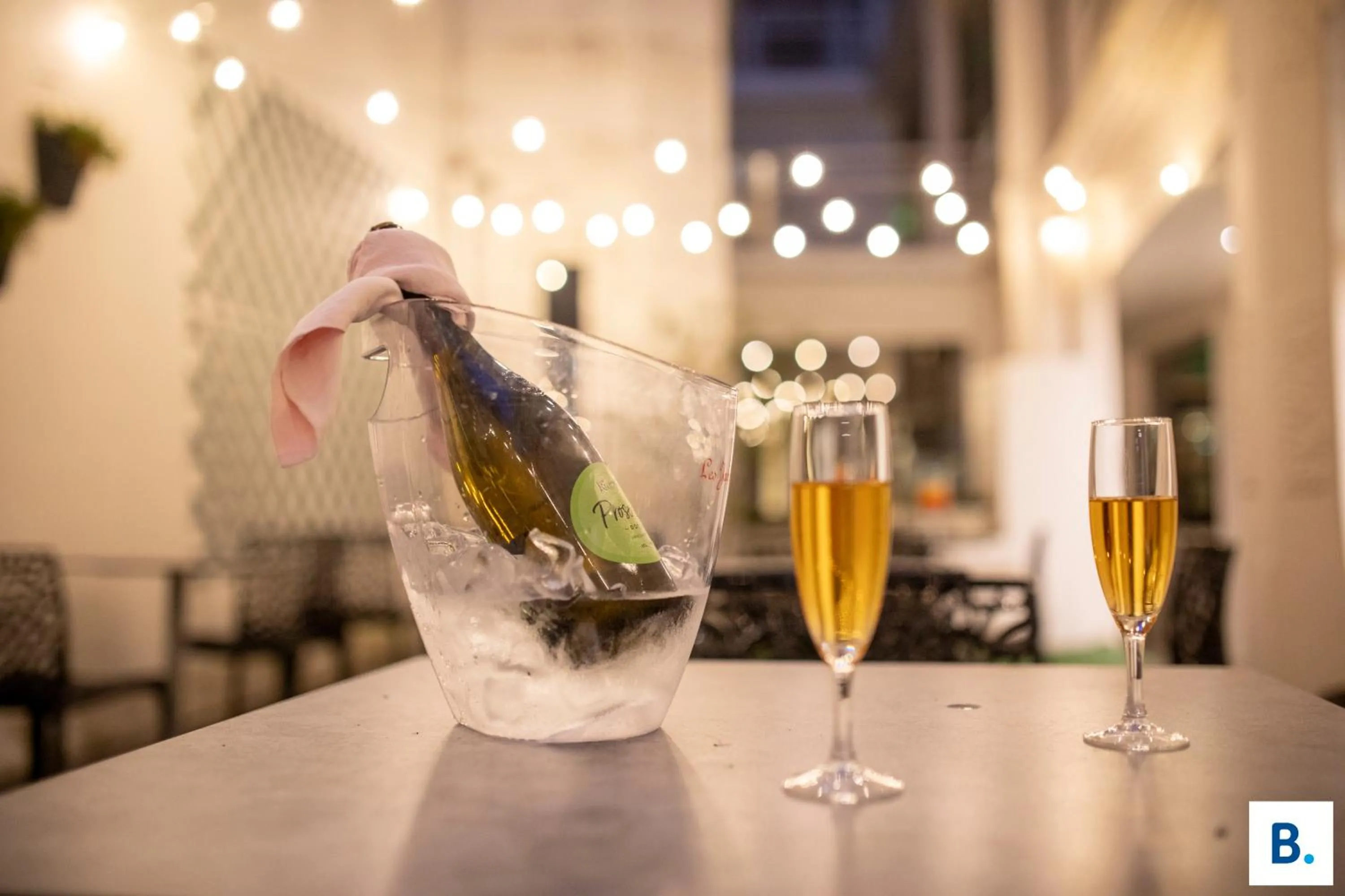 Patio in Hôtel Croix des Bretons - Lourdes Pyrénées
