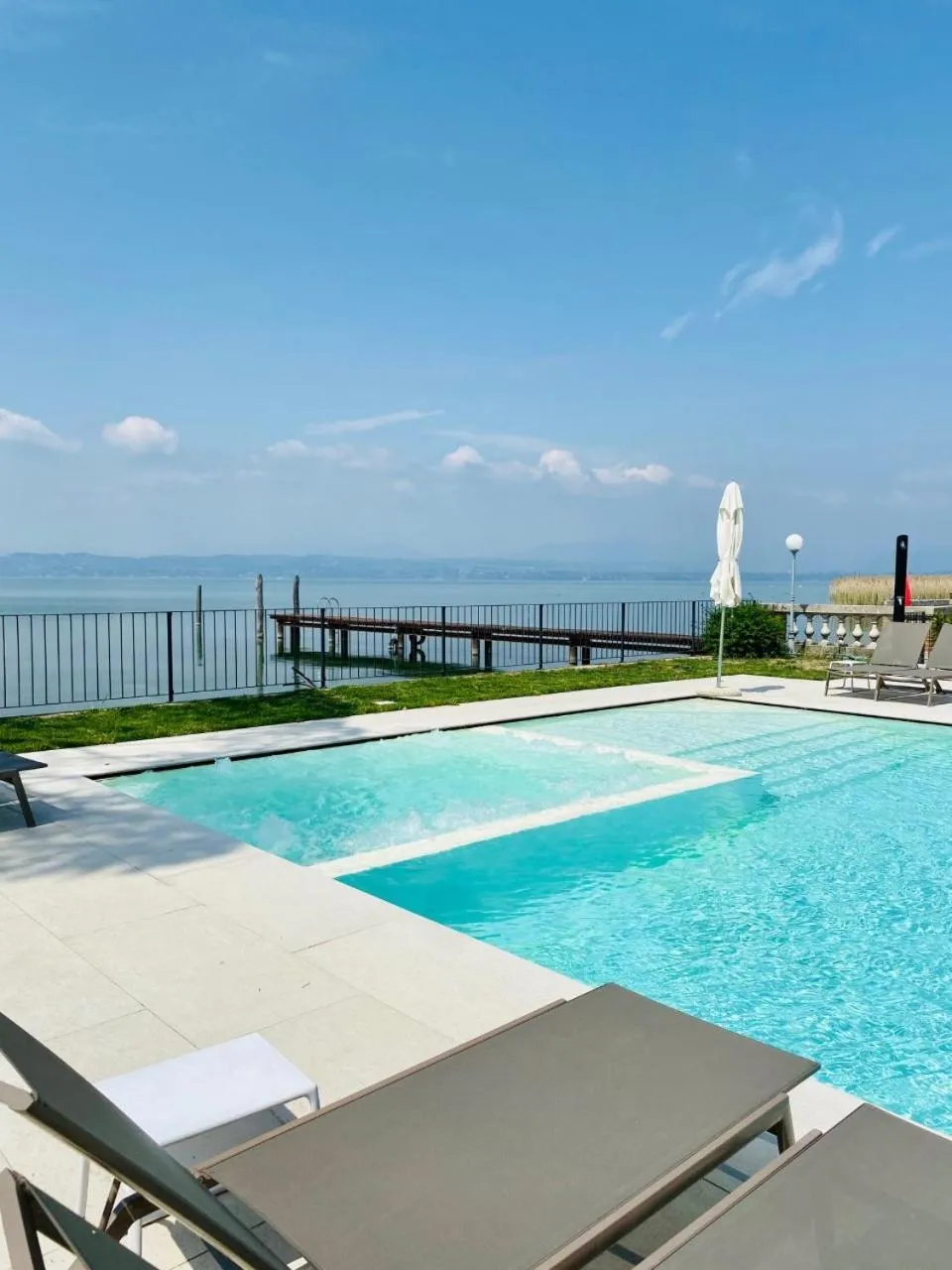 Swimming pool in Villa Pioppi Hotel