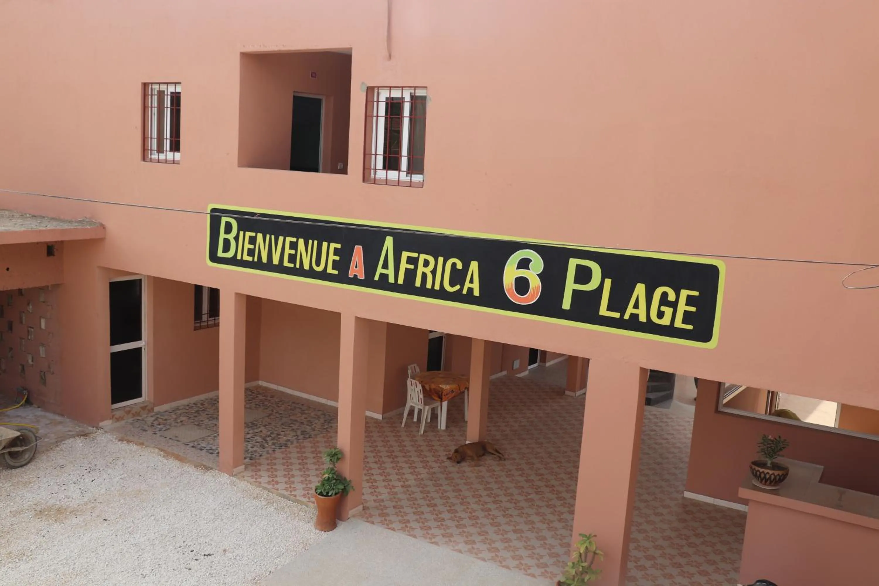 Facade/entrance in Africa 6 Plage