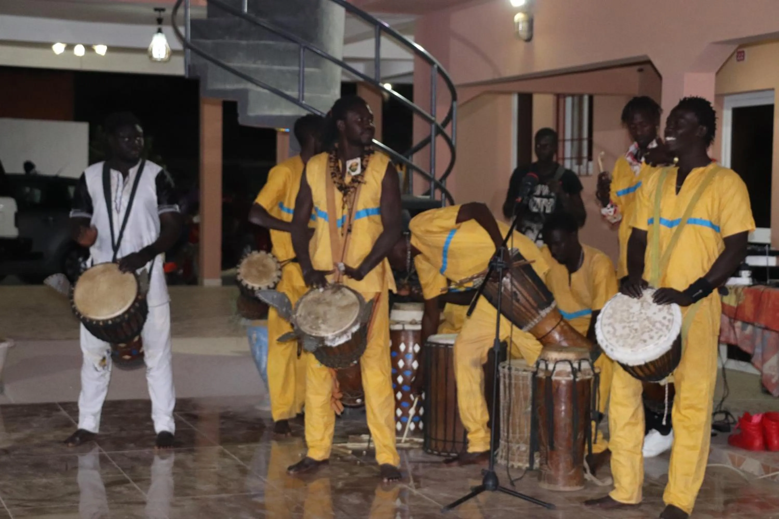 Evening entertainment in Africa 6 Plage