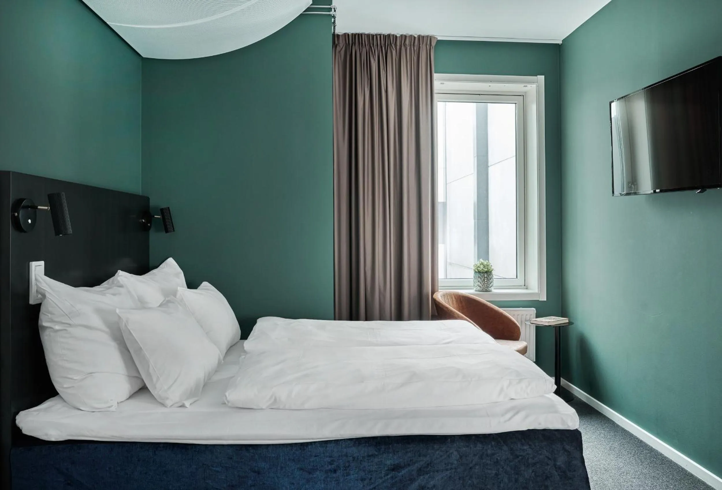 Bedroom, Bed in Smarthotel Oslo