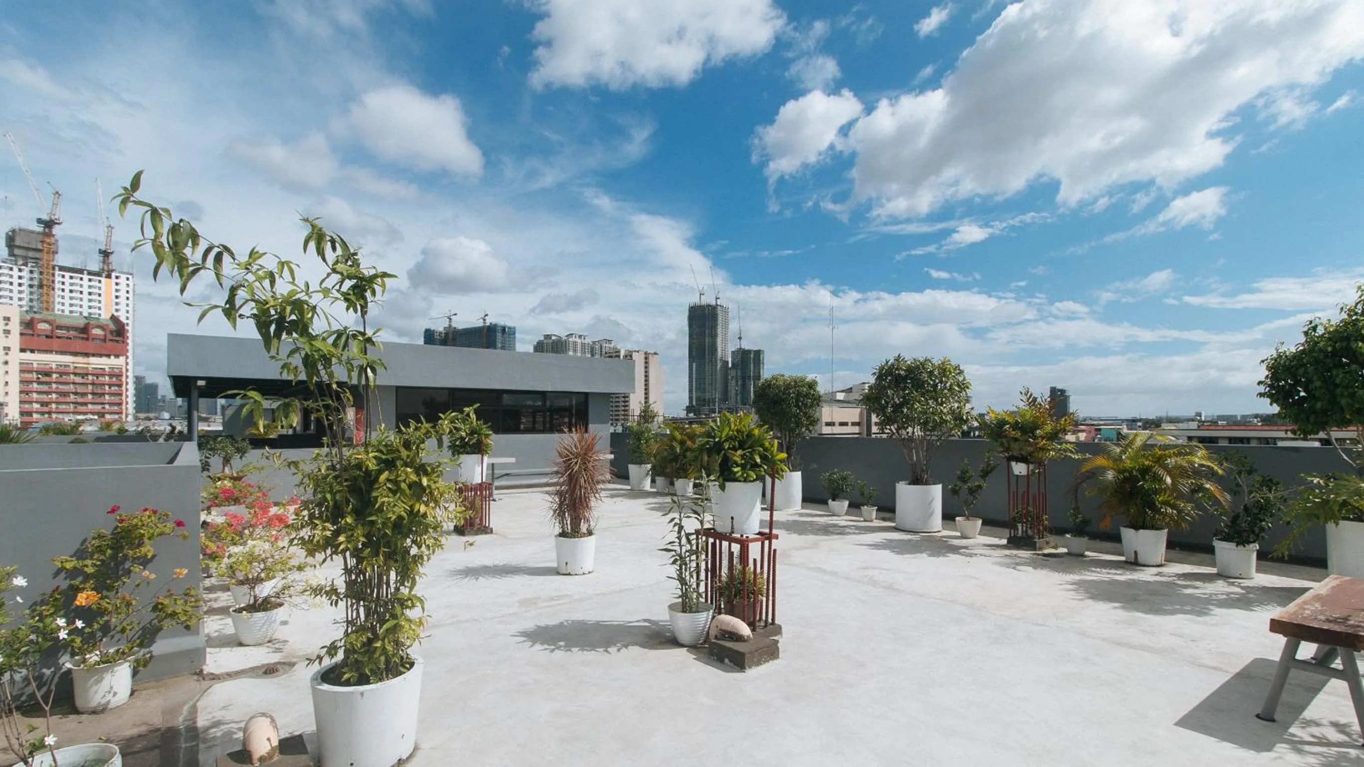 Balcony/Terrace in RedDoorz Plus at Evangelista Street Makati
