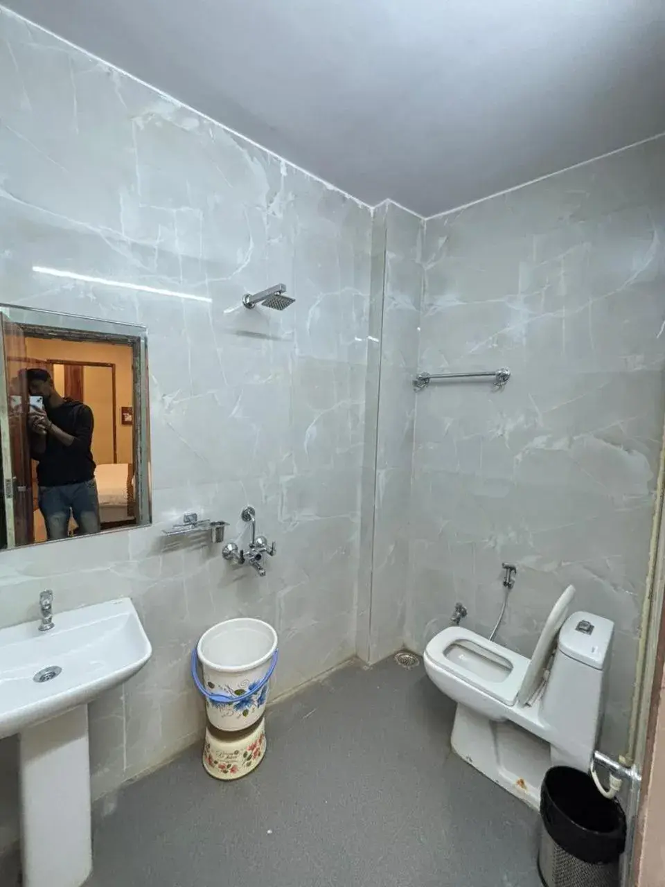 Family Room in Hotel Ashoka Ganages Family Room in Hotel Ashoka Ganages