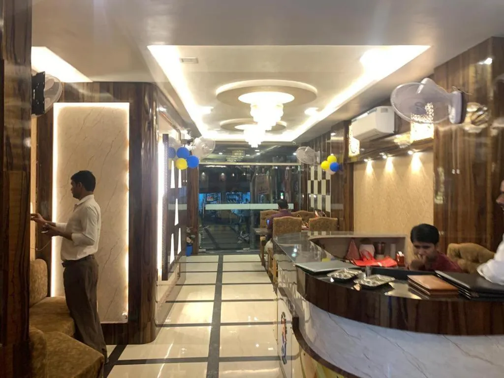 Facade/entrance in Hotel Ashoka Ganages