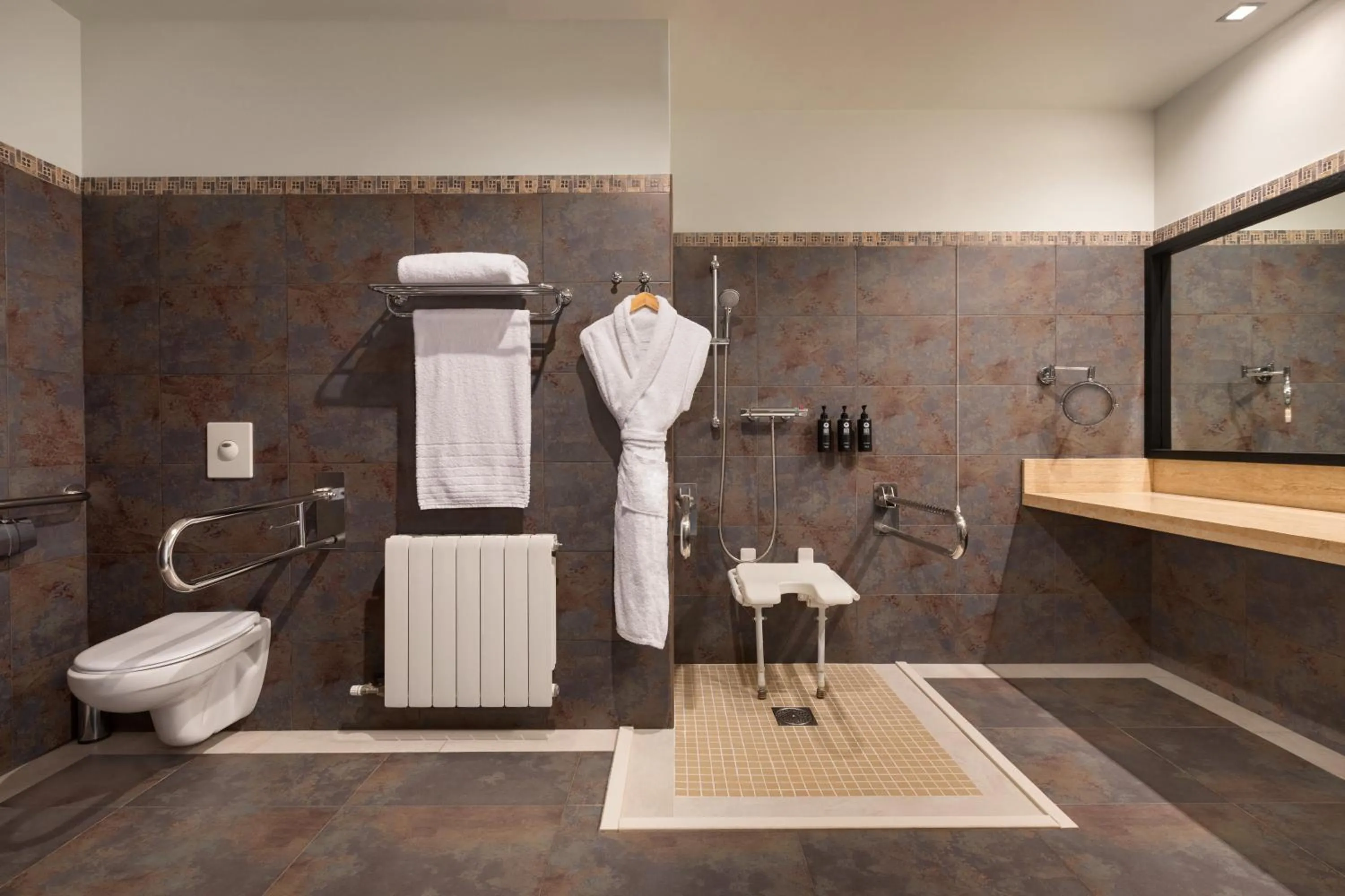 Bathroom in Dolce by Wyndham Barcelona Resort