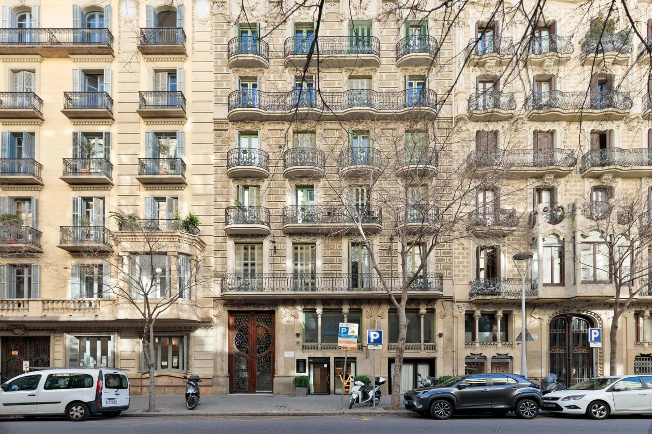 Property building in Apartments Barcelona & Home Deco Eixample