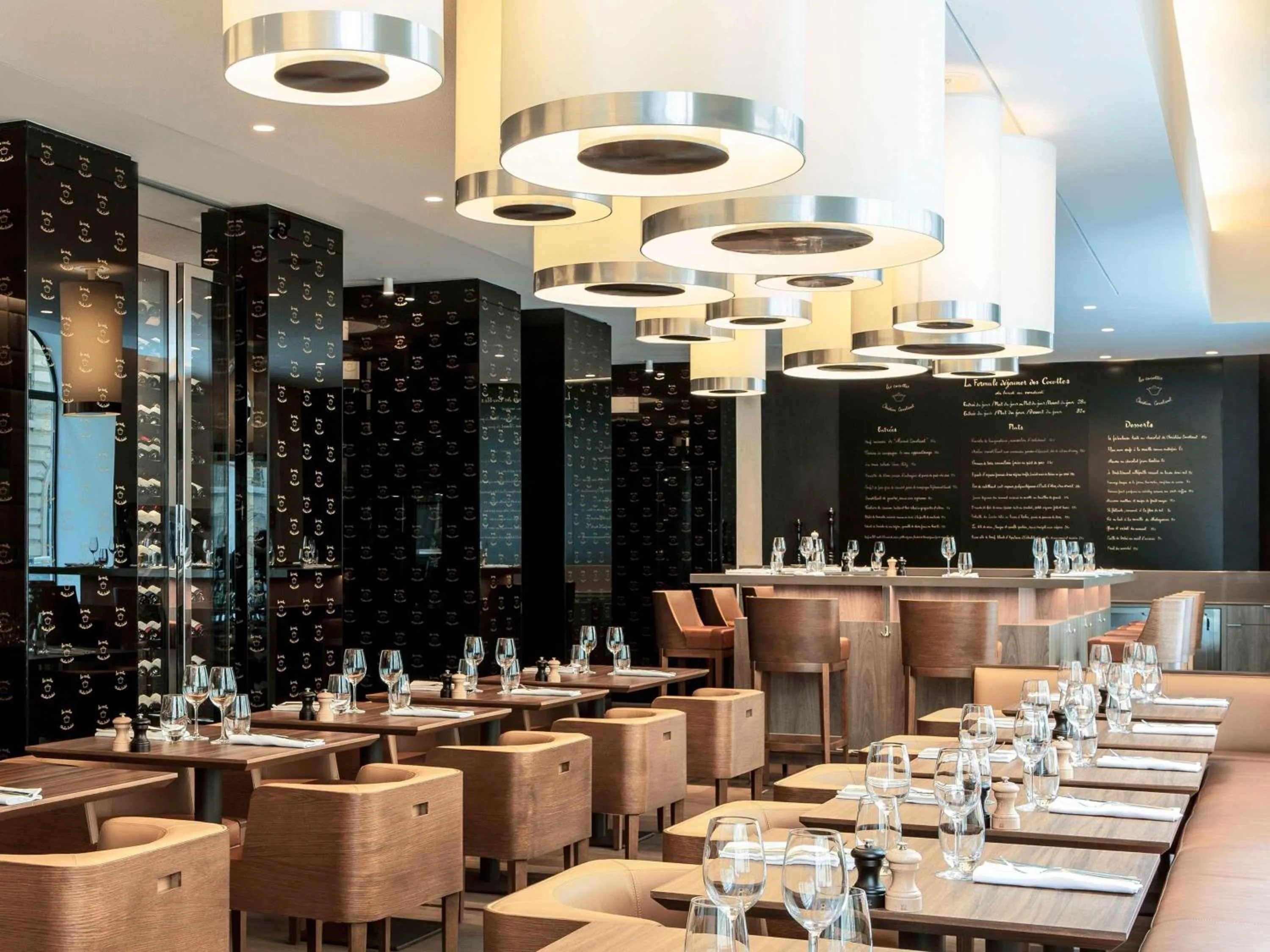 Property building in Sofitel Paris Arc De Triomphe