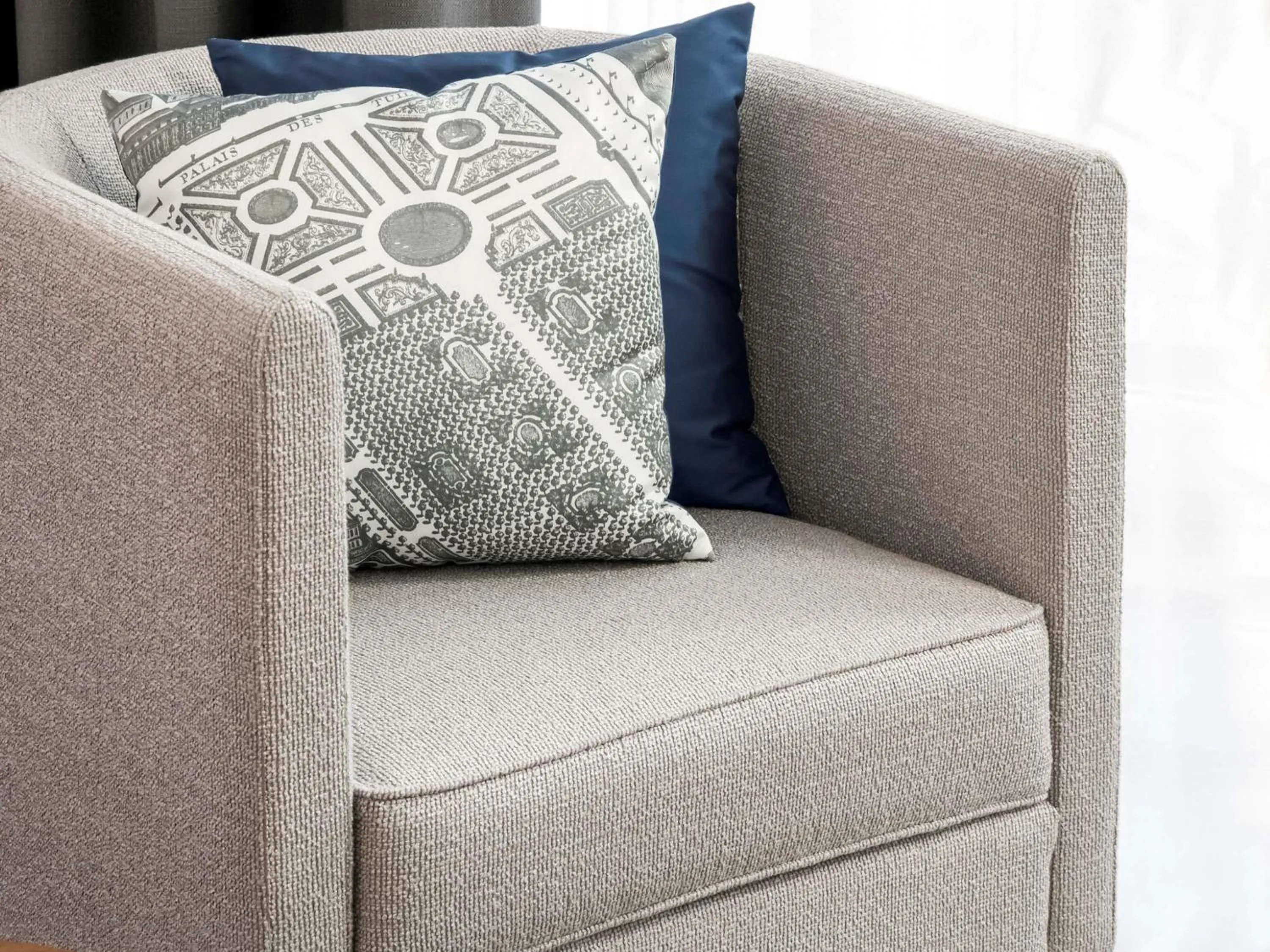 Bedroom in Sofitel Paris Arc De Triomphe