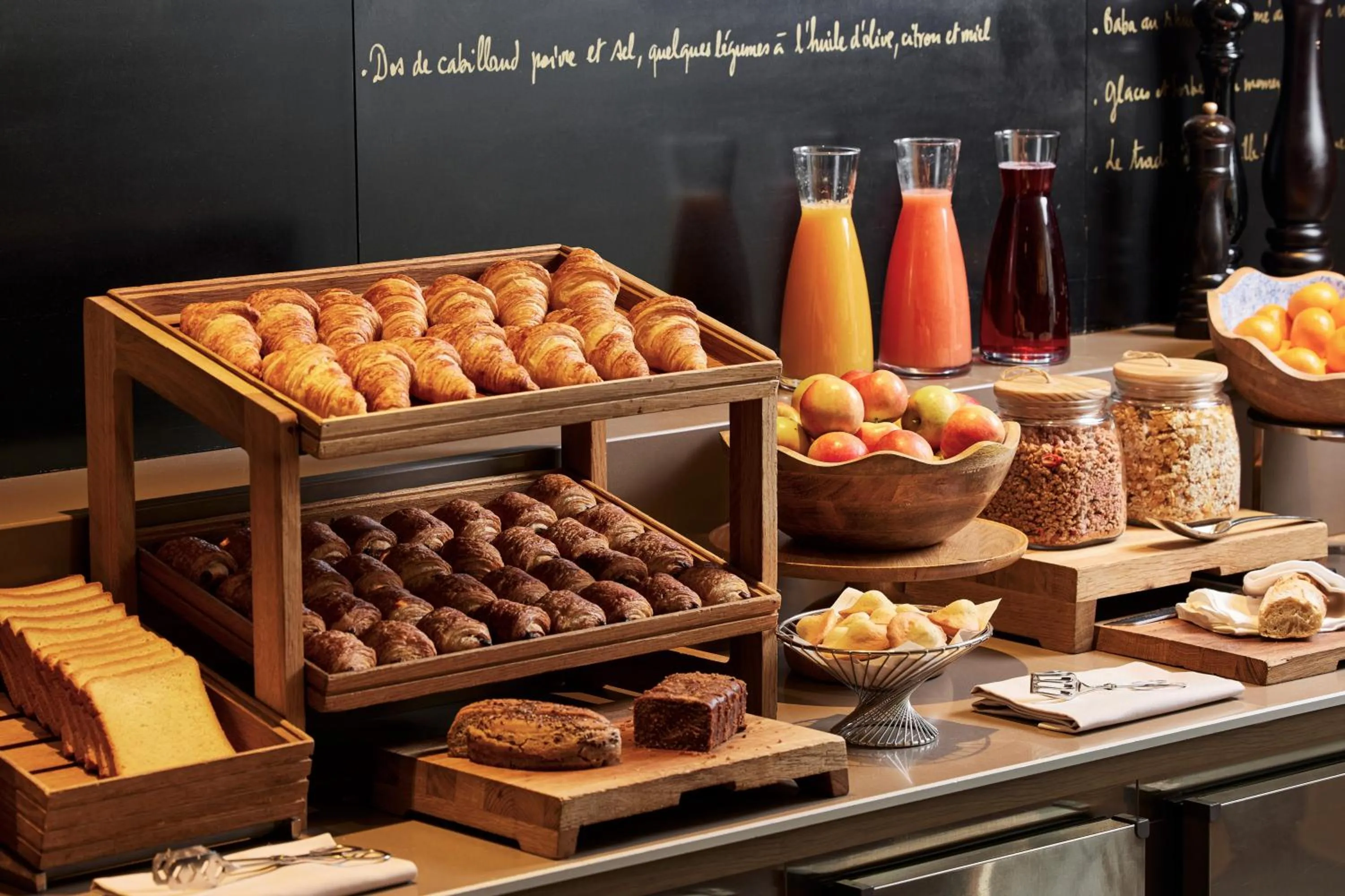 Breakfast in Sofitel Paris Arc De Triomphe
