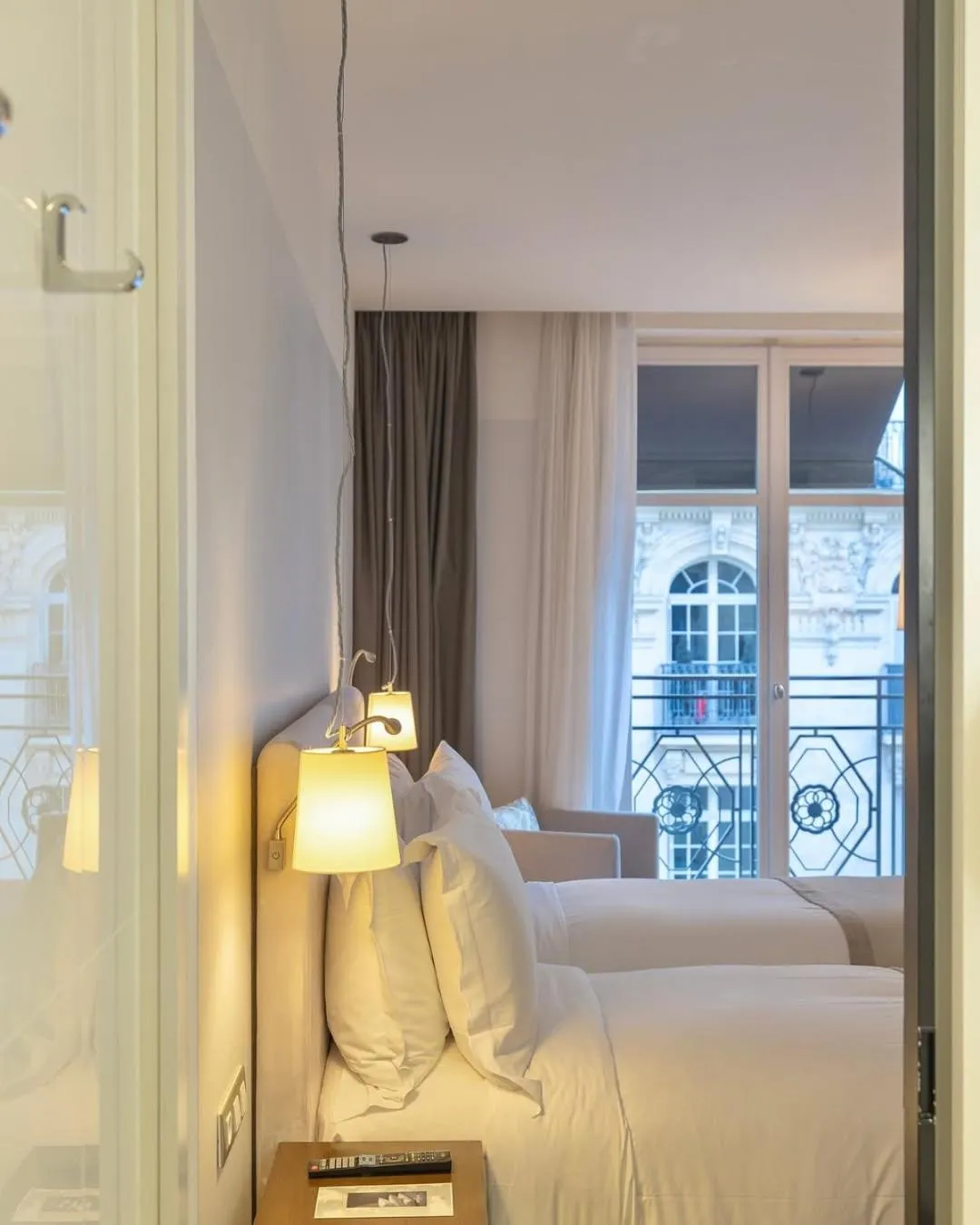 Photo of the whole room, Bed in Sofitel Paris Arc De Triomphe