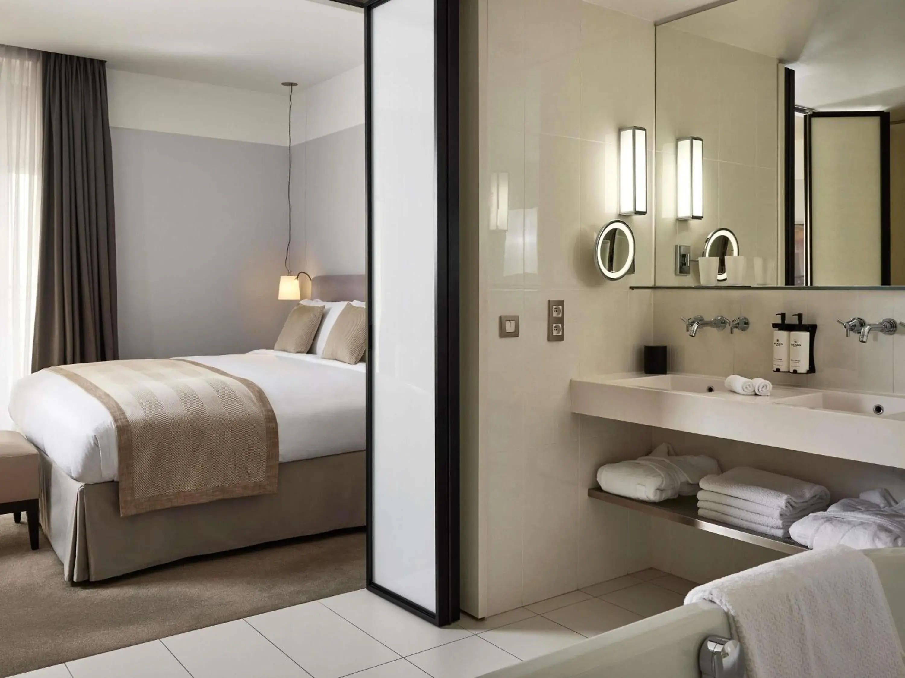 Bedroom, Bed in Sofitel Paris Arc De Triomphe Bedroom, Bed in Sofitel Paris Arc De Triomphe