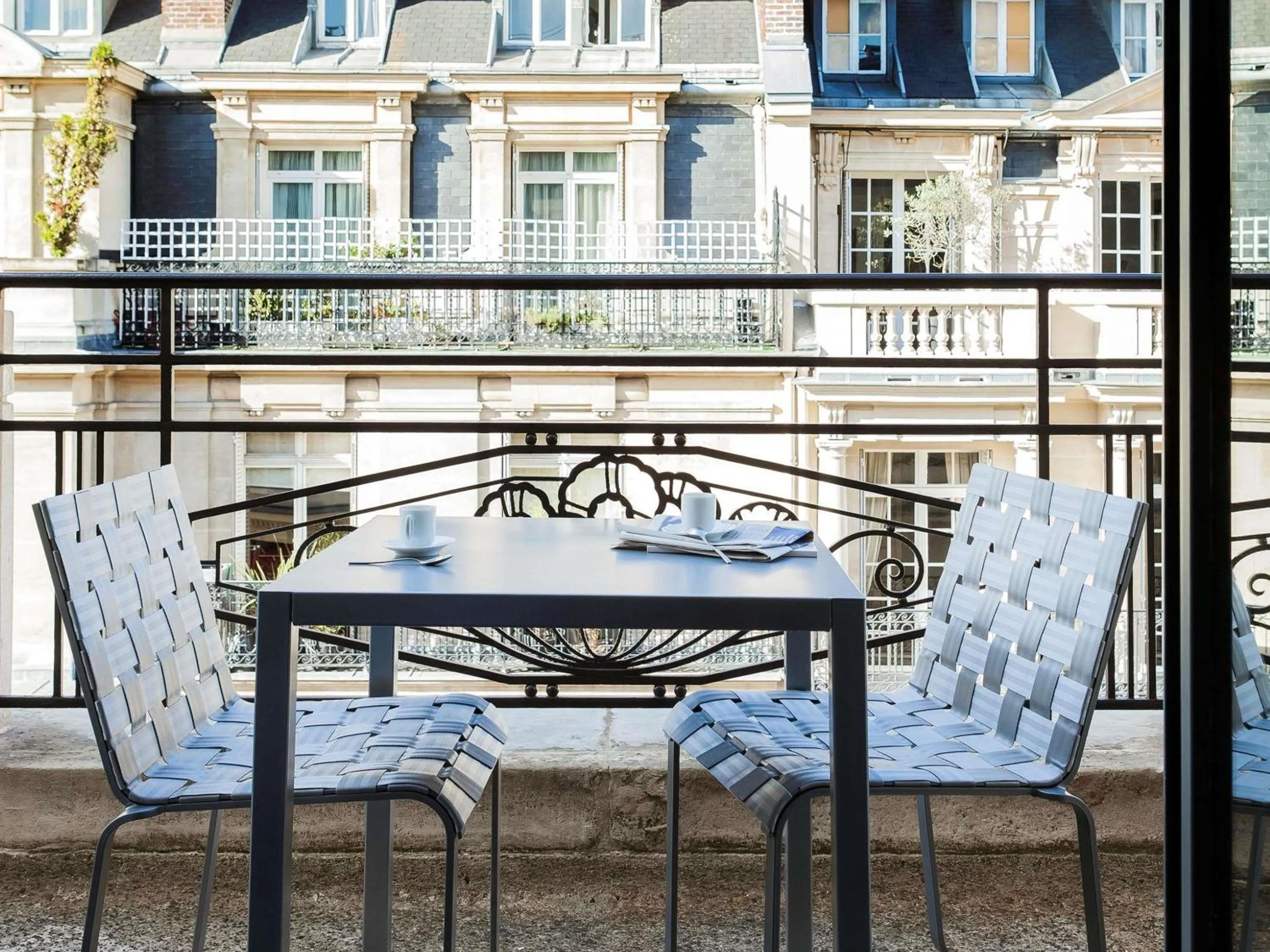 Property building in Sofitel Paris Arc De Triomphe