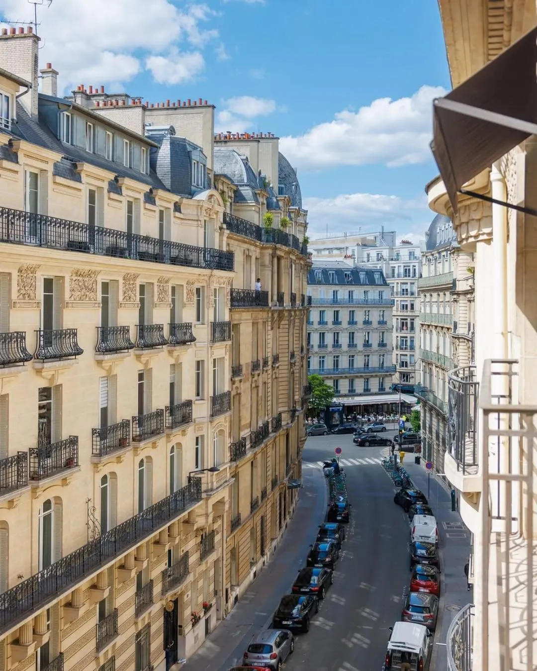 City view in Sofitel Paris Arc De Triomphe