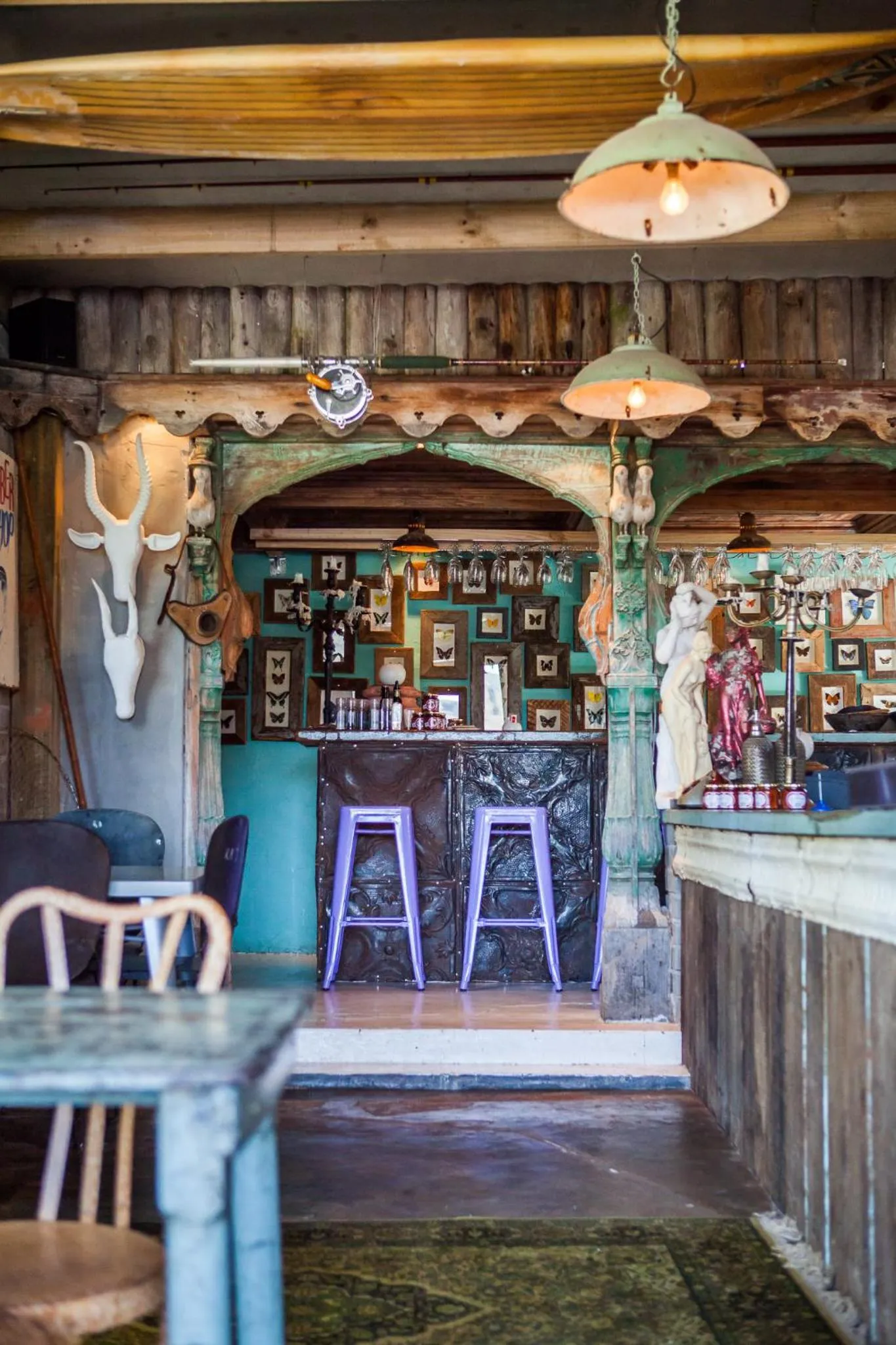 Restaurant/places to eat in Emily Moon River Lodge