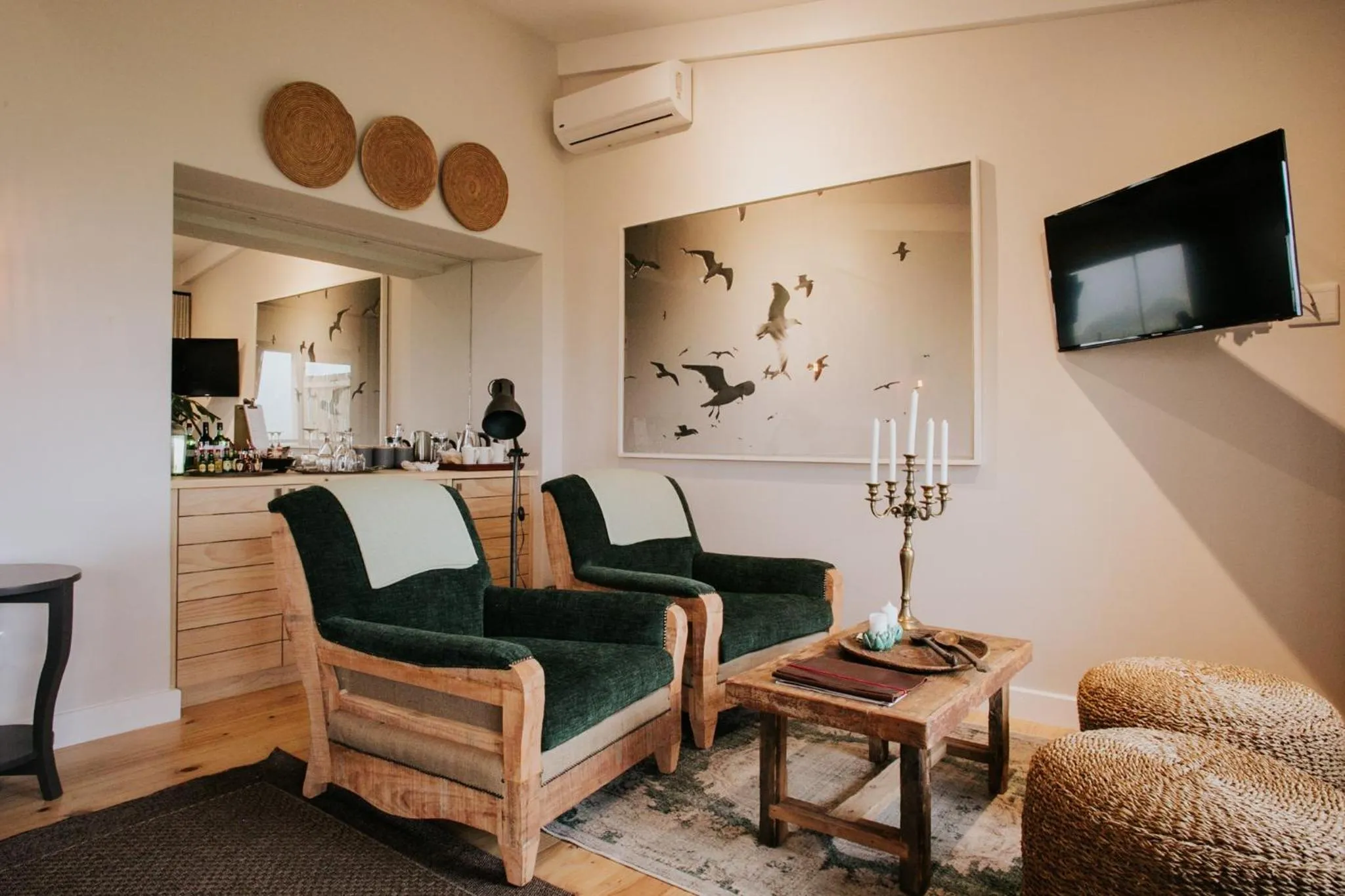 Living room in Emily Moon River Lodge