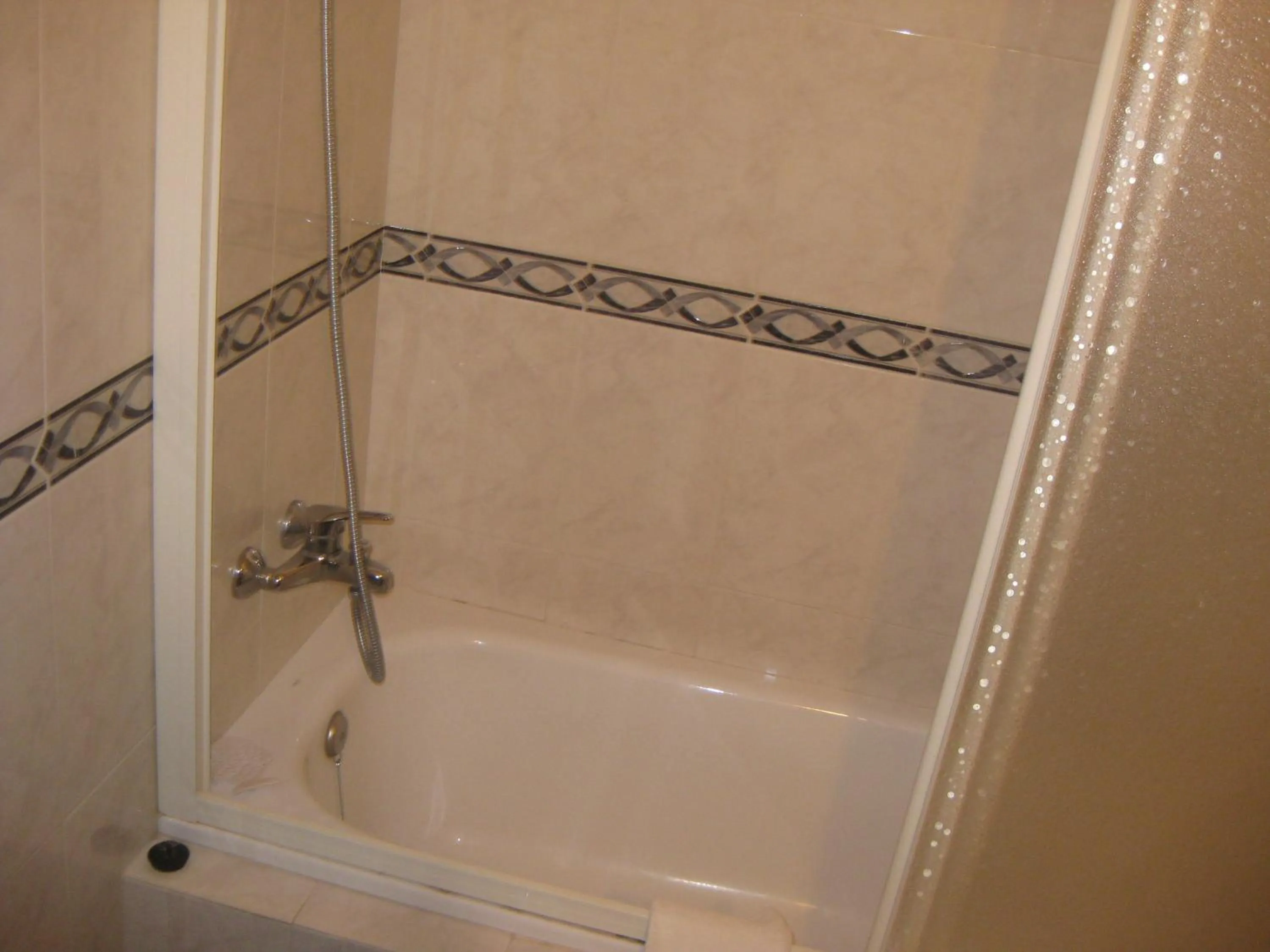 Toilet in Hotel Minho Belo