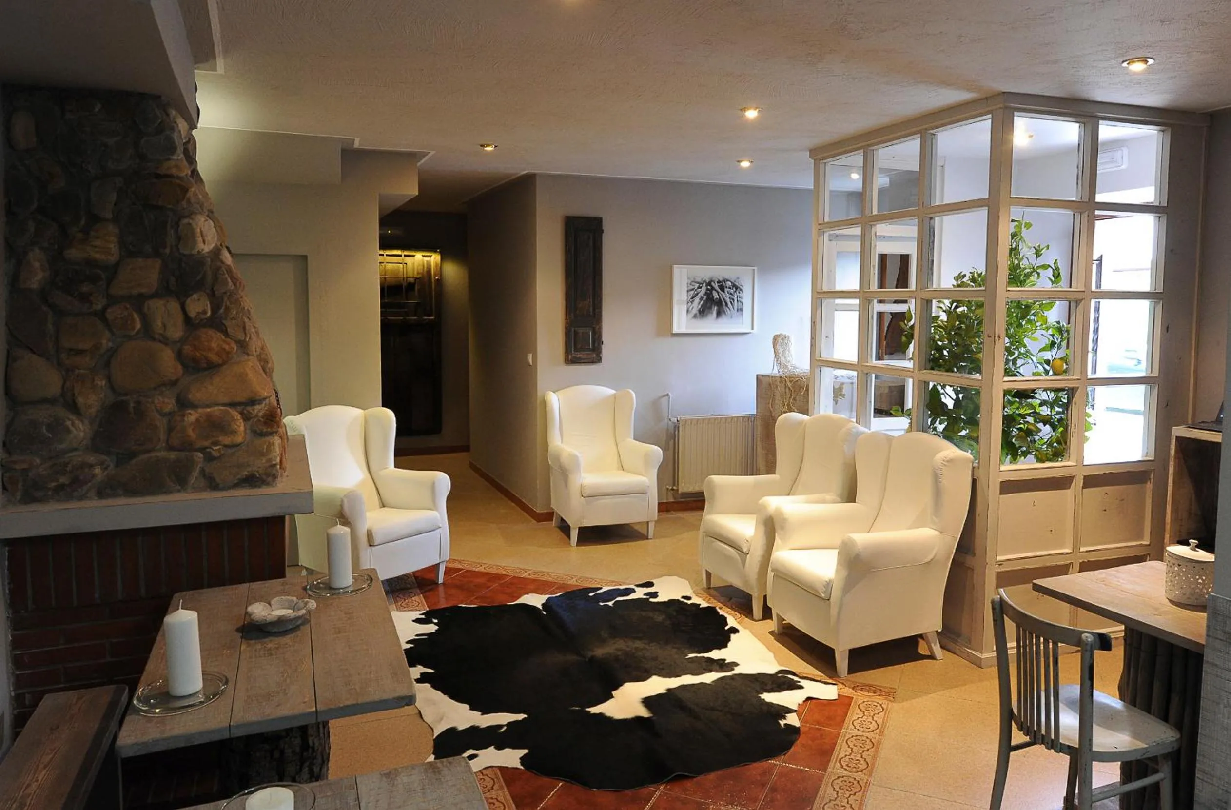 Communal lounge/ TV room in Posada Rural Bistruey
