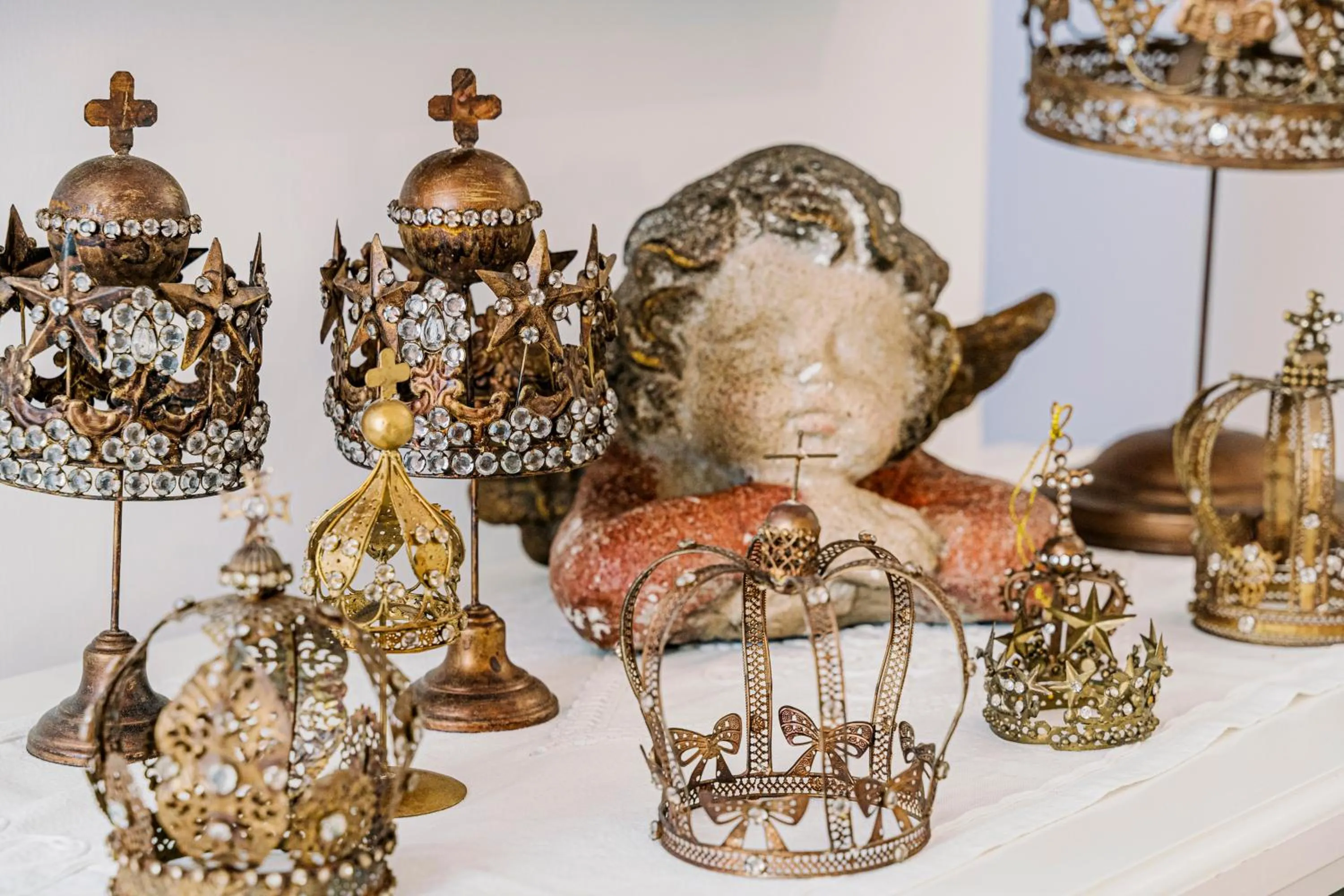 Decorative detail in Villa Mary Suites