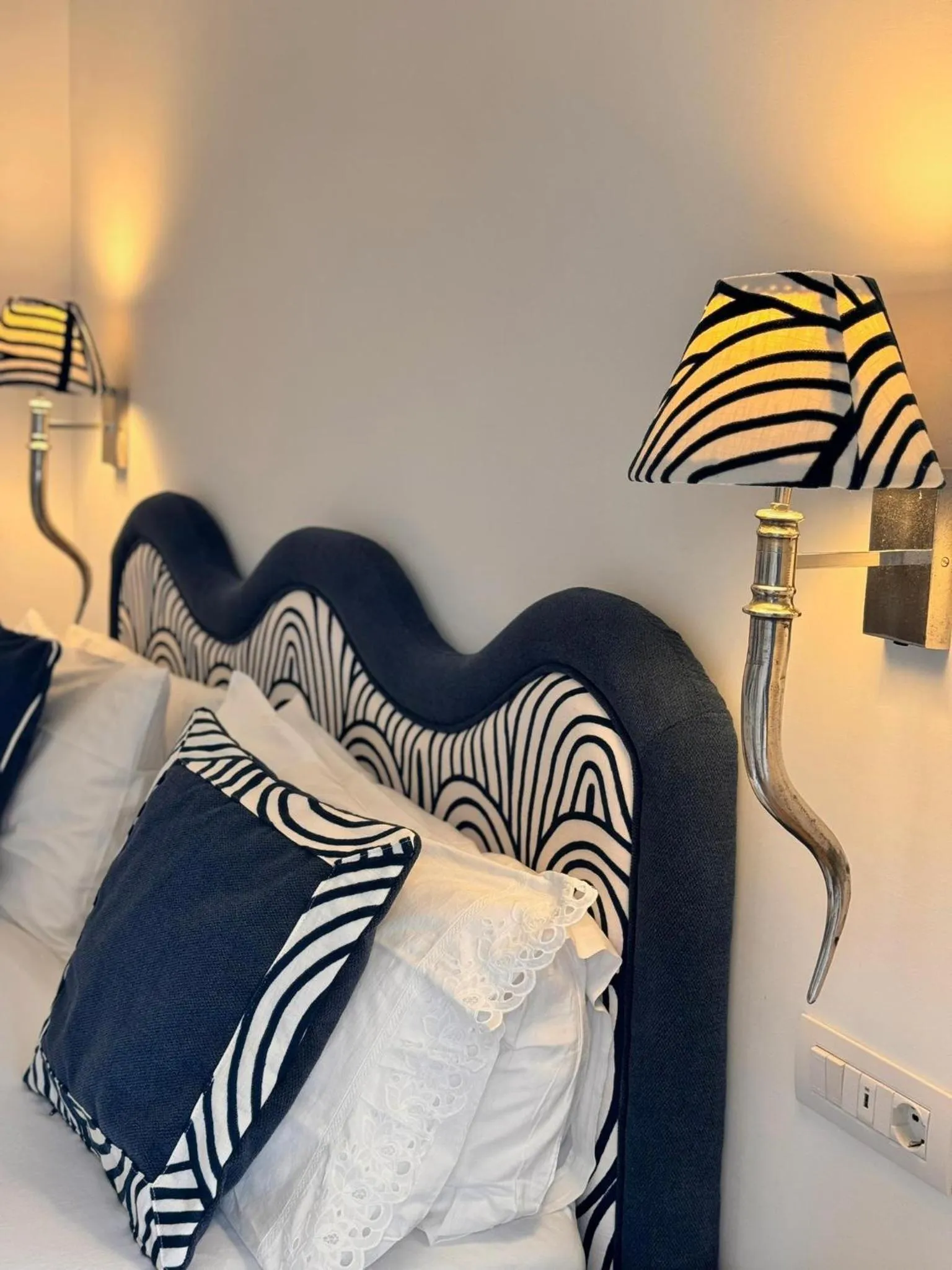 Bed in Villa Mary Suites