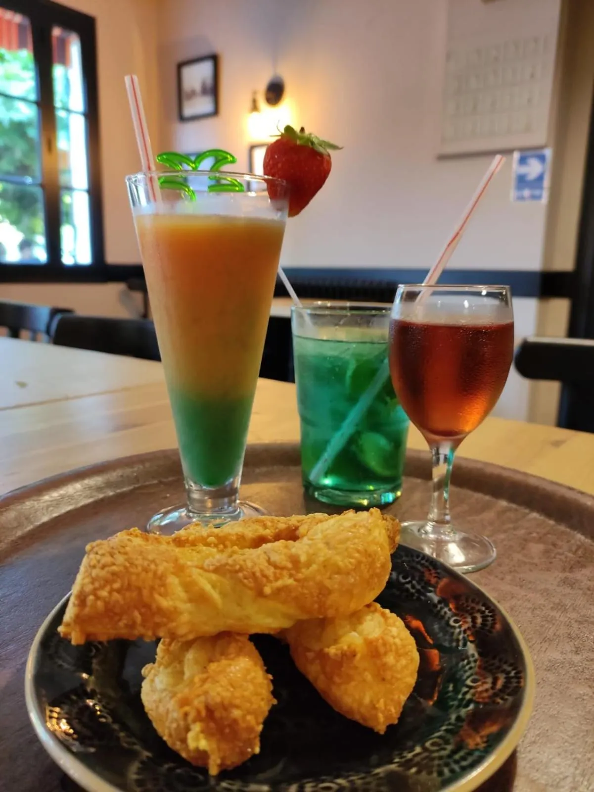 Drinks in L'Auberge de Lugos