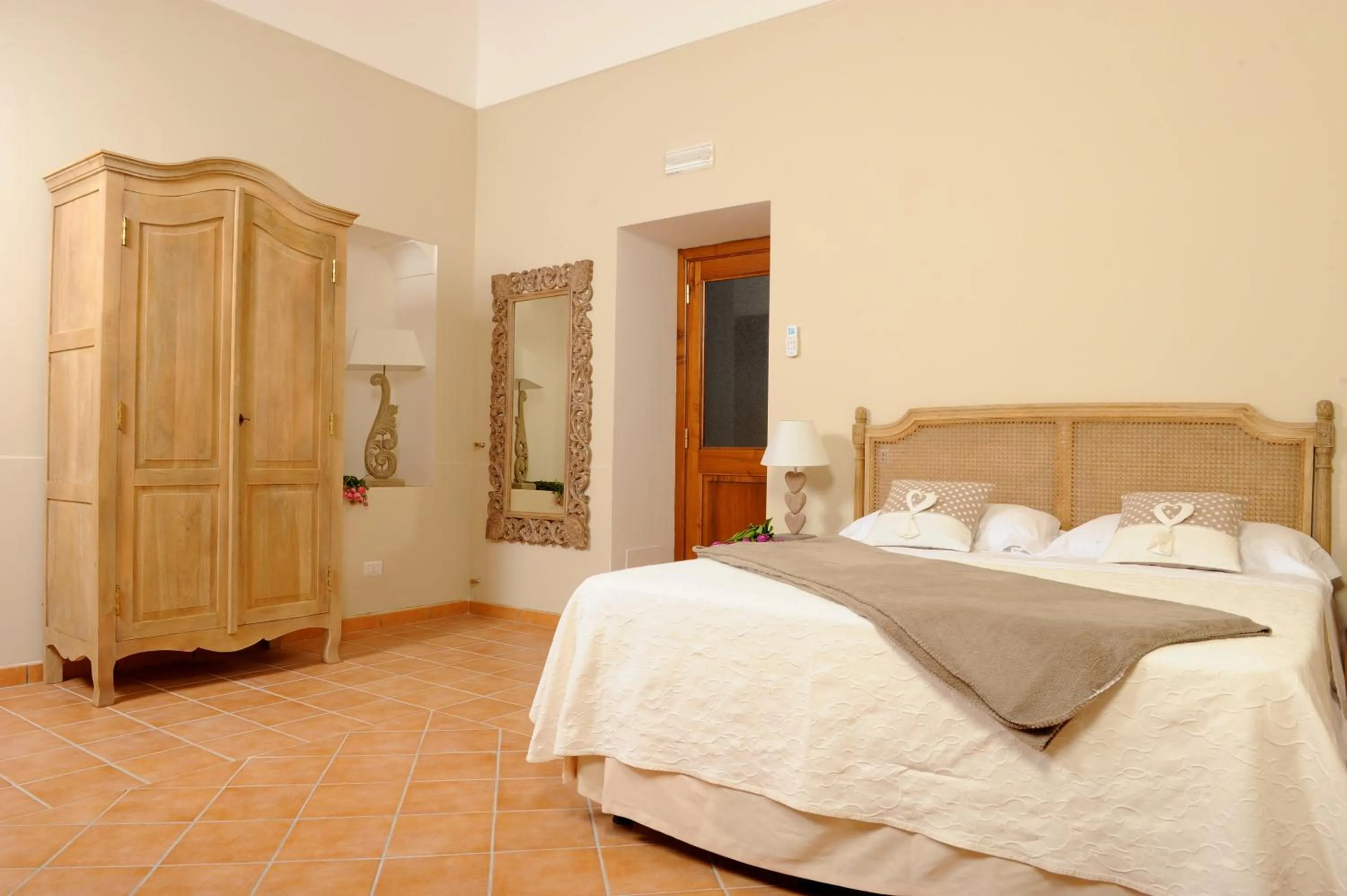 Photo of the whole room, Bed in Maison Liparlati