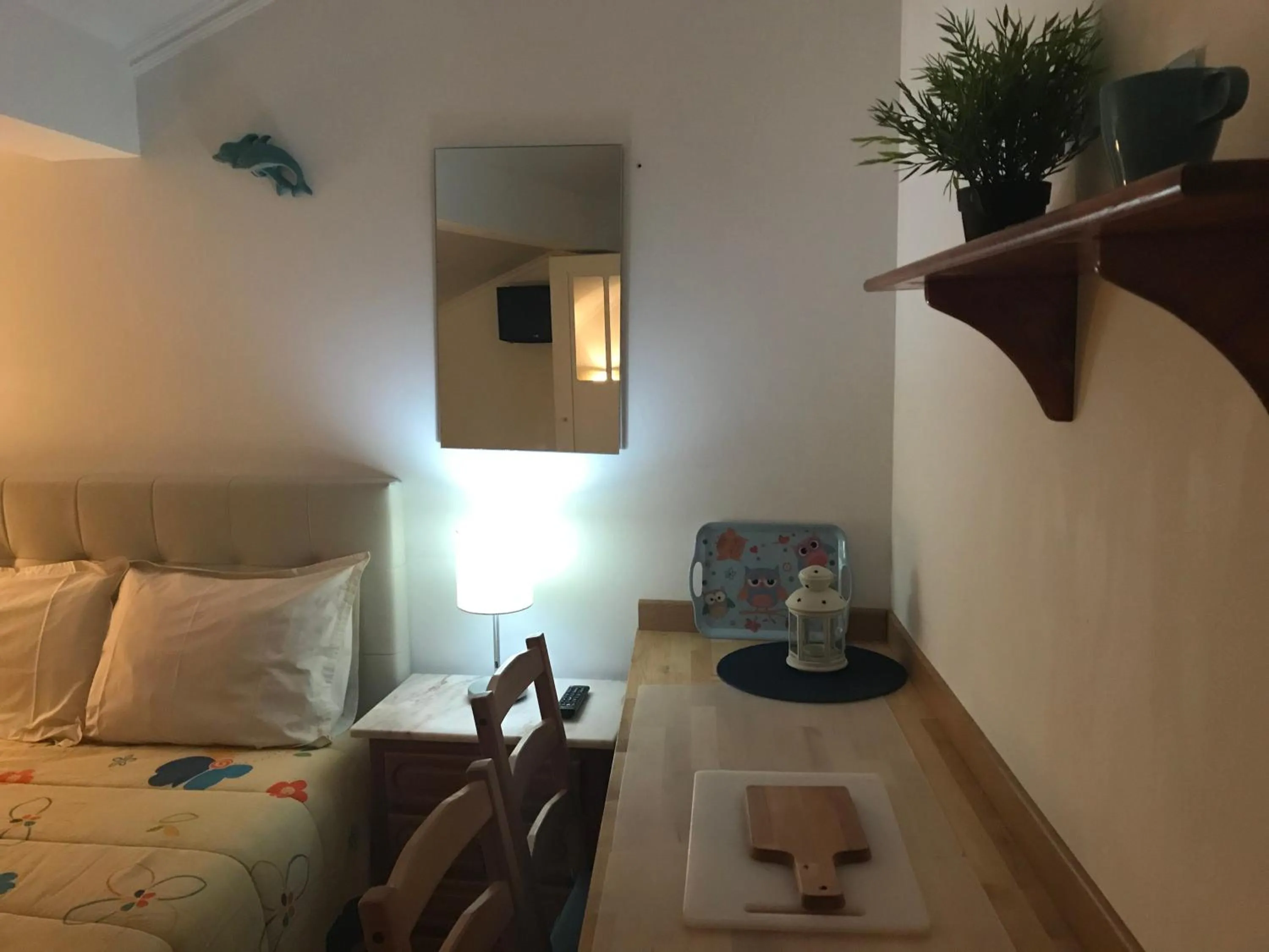 Toilet, Bed in Hospedaria Bernardo