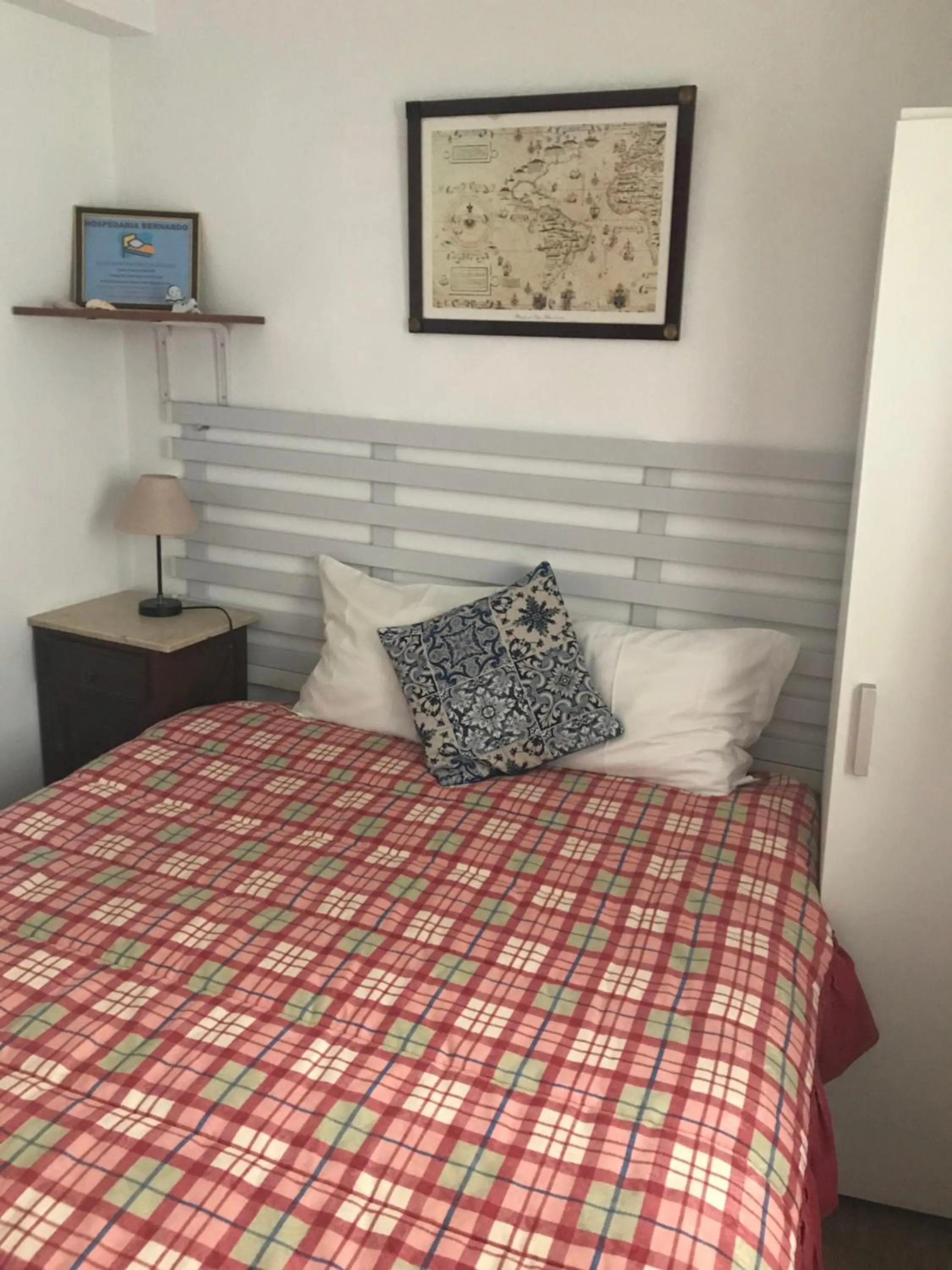 Property building, Bed in Hospedaria Bernardo