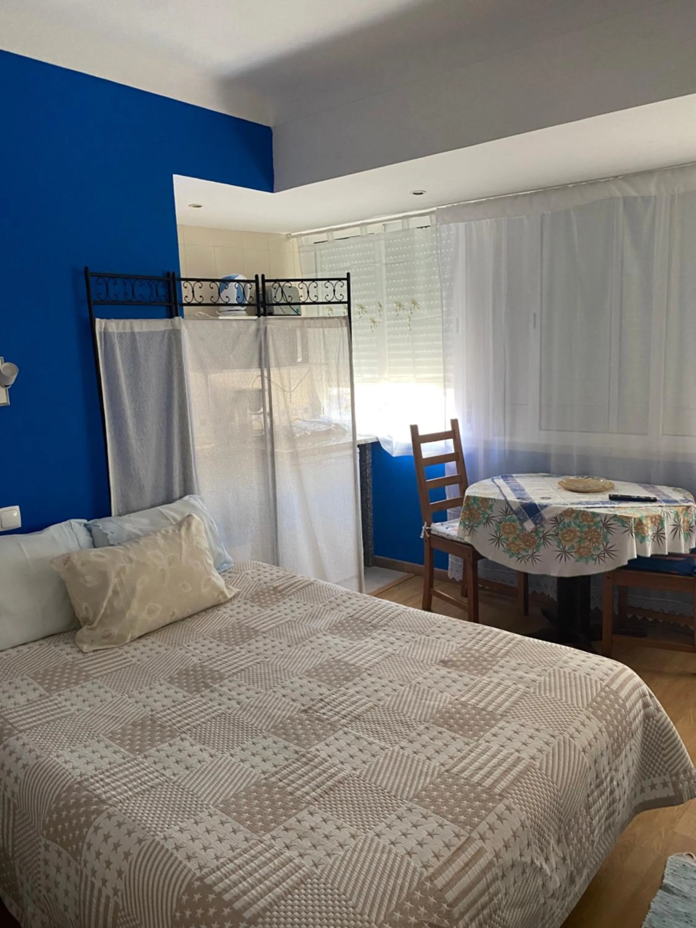 Property building, Bed in Hospedaria Bernardo