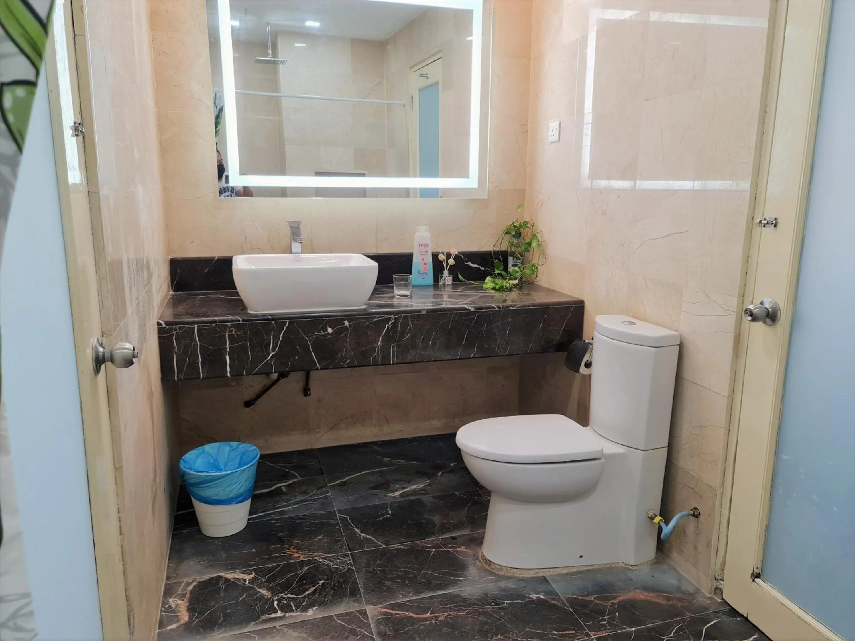 Bukit Bintang Apartment by Sarah's Lodge @ Fahrenheit88