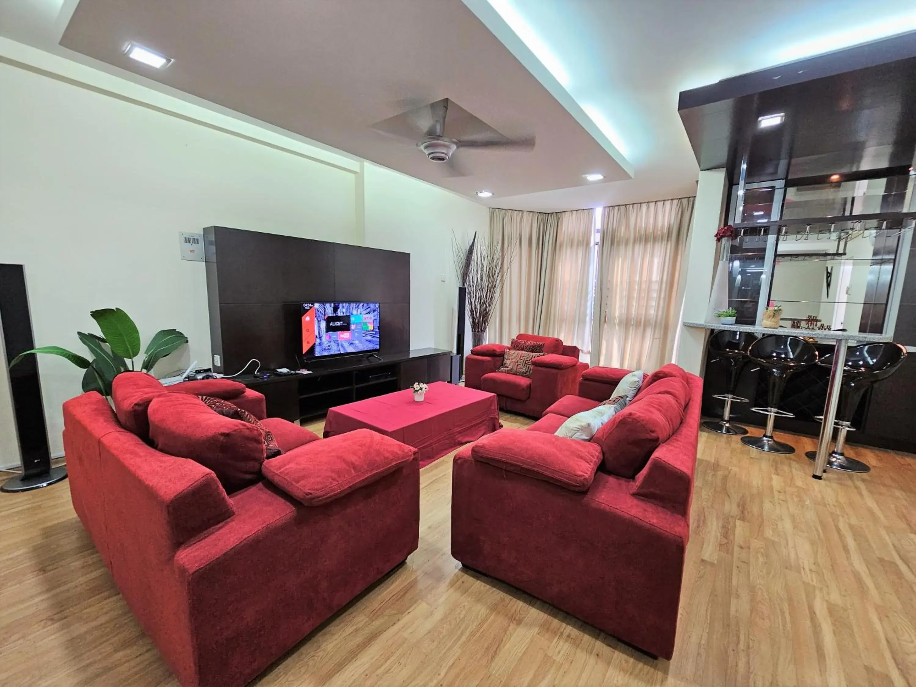Three-Bedroom Apartment in Bukit Bintang Apartment by Sarah's Lodge @ Fahrenheit88 Three-Bedroom Apartment in Bukit Bintang Apartment by Sarah's Lodge @ Fahrenheit88