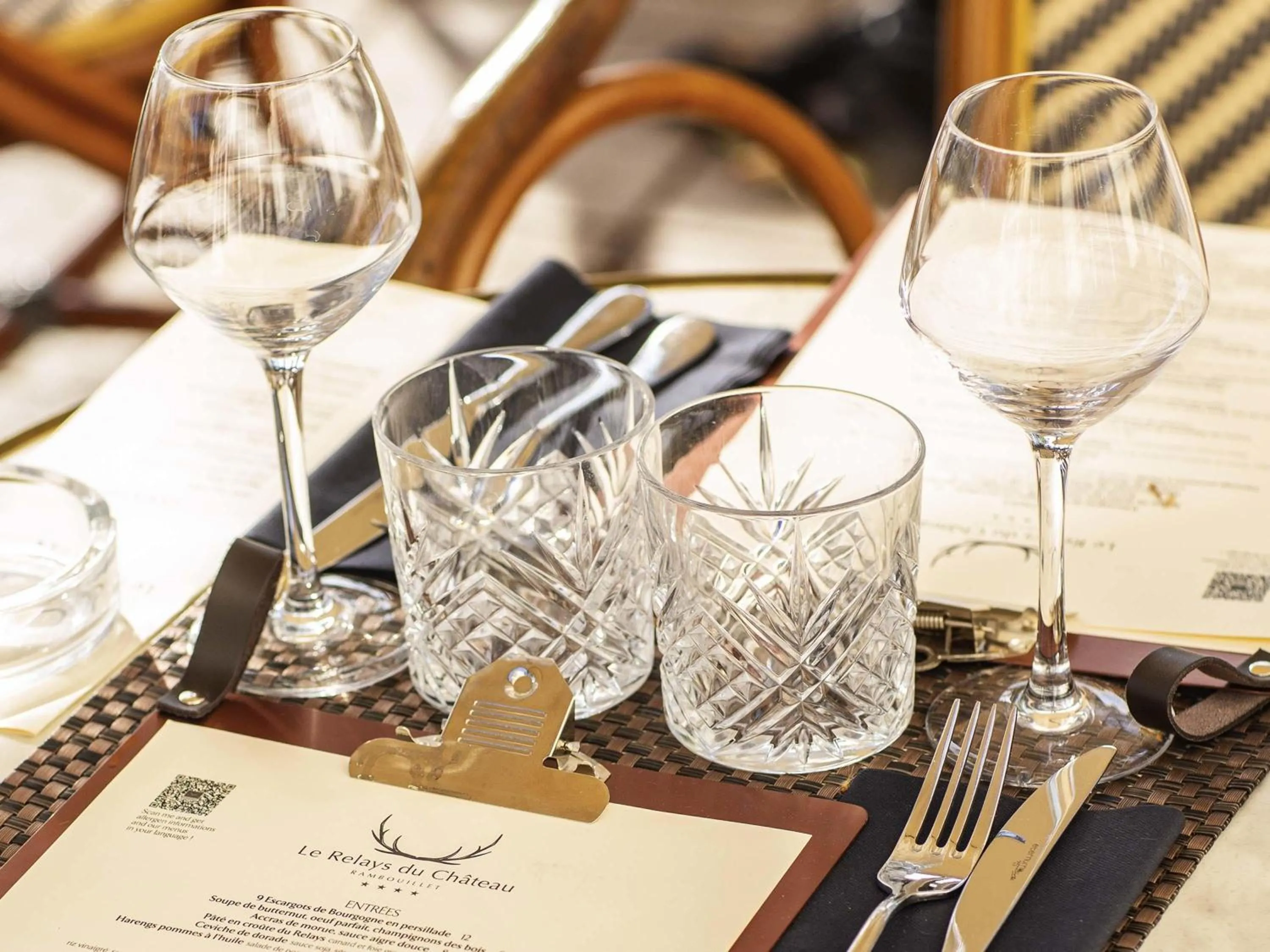 Restaurant/places to eat in Mercure Rambouillet Relays Du Château