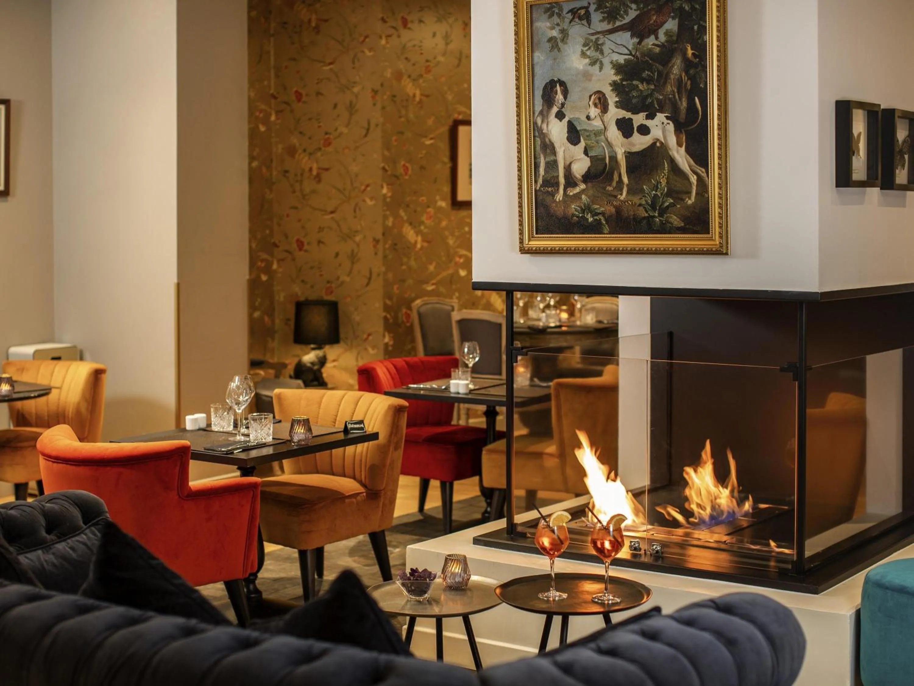 Restaurant/places to eat in Mercure Rambouillet Relays Du Château