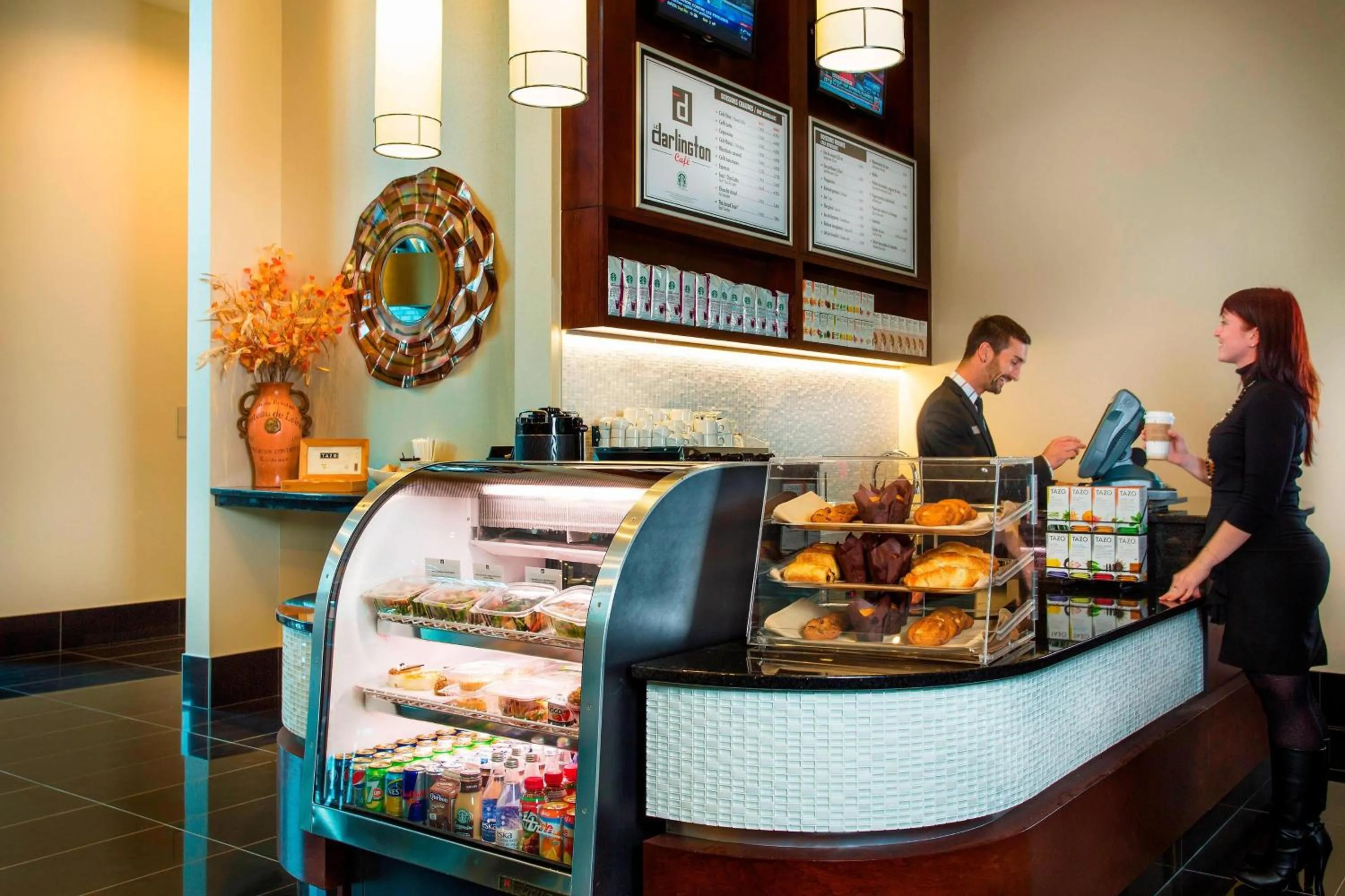 Restaurant/places to eat in Courtyard par Marriott Montréal Centre-ville