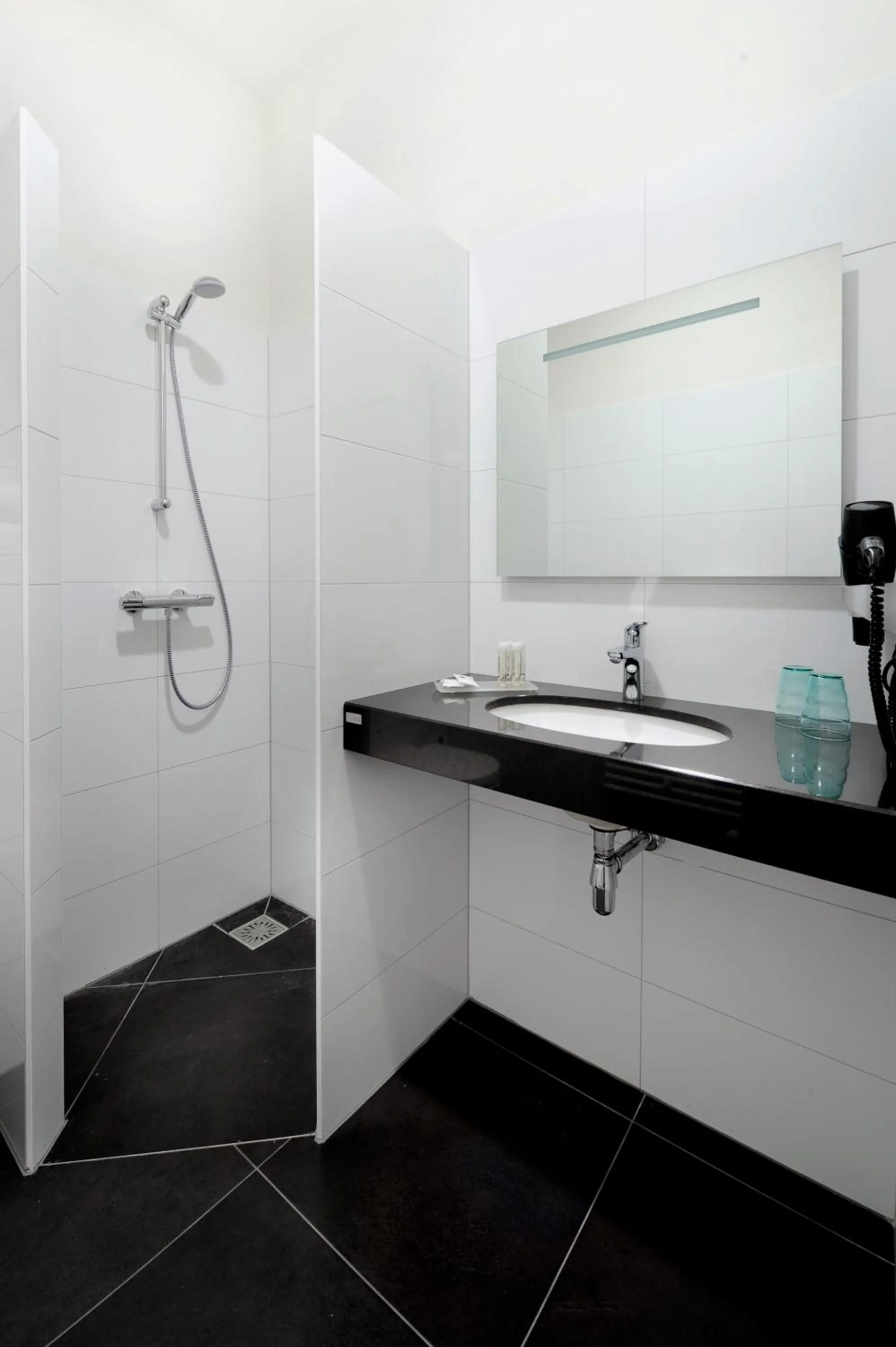 Bathroom in Hotel Trix