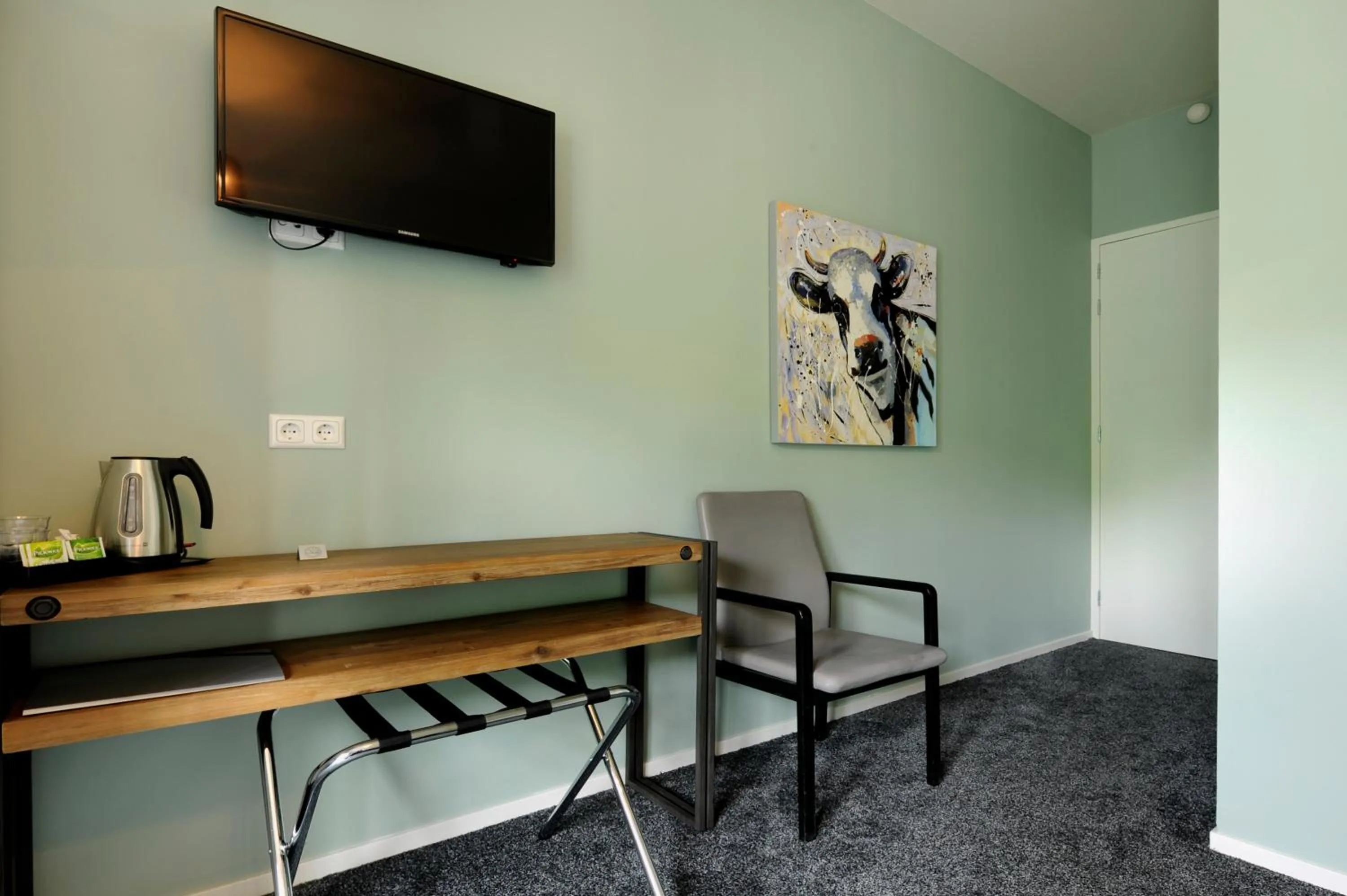 TV and multimedia in Hotel Trix