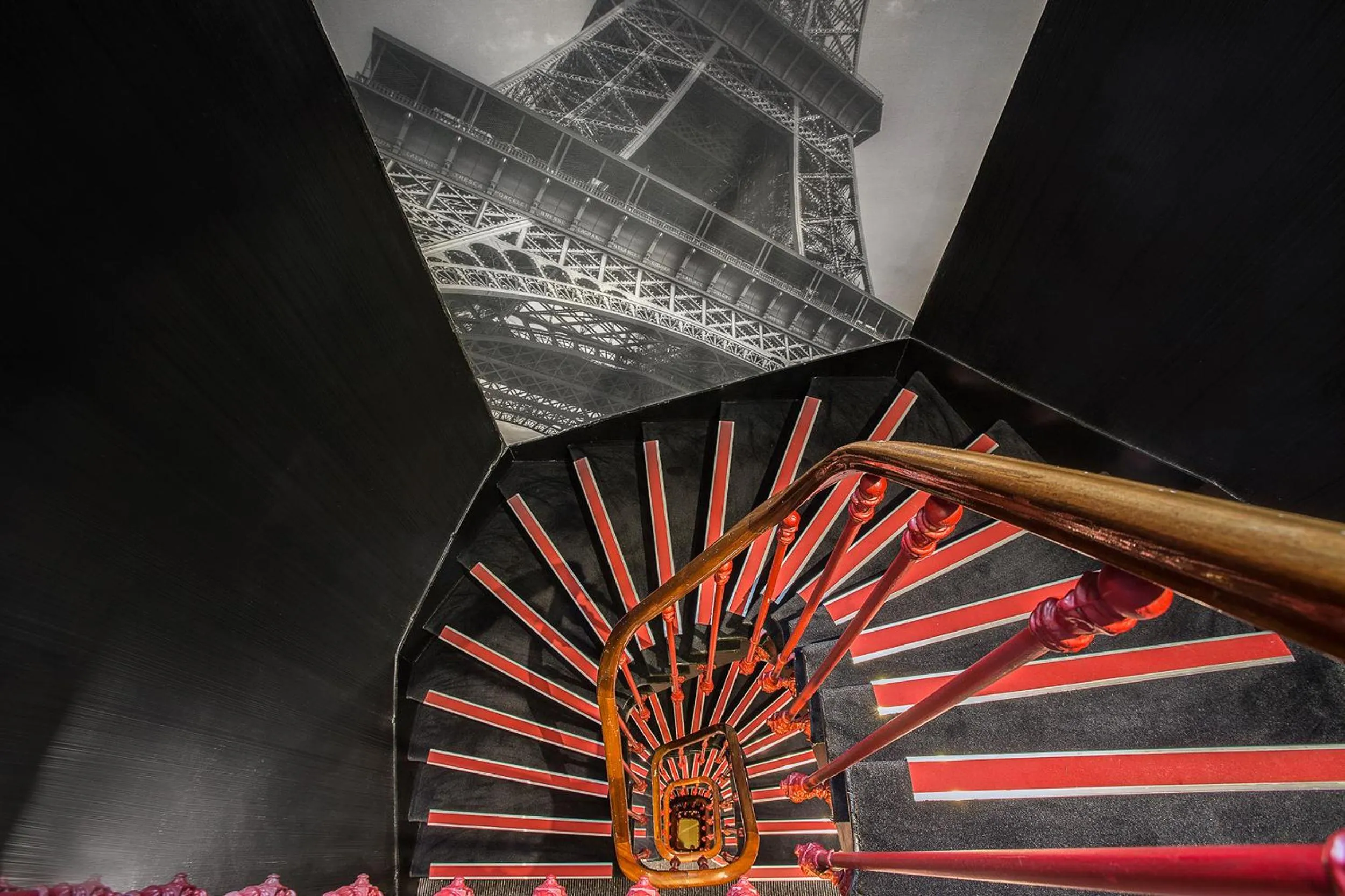 Decorative detail in Best Western Nouvel Orléans Montparnasse