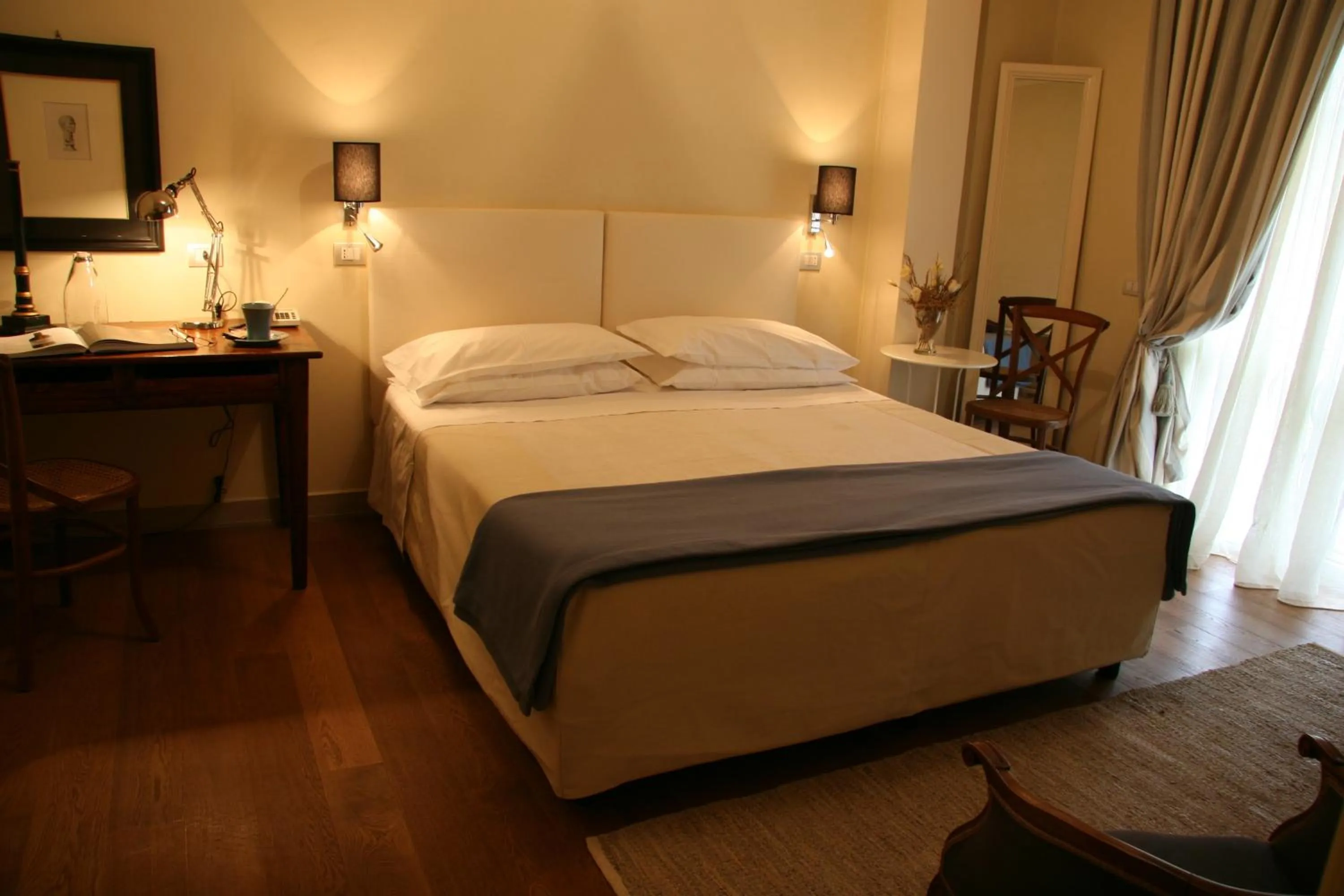 Day, Bed in Balneum Boutique Hotel & B&B